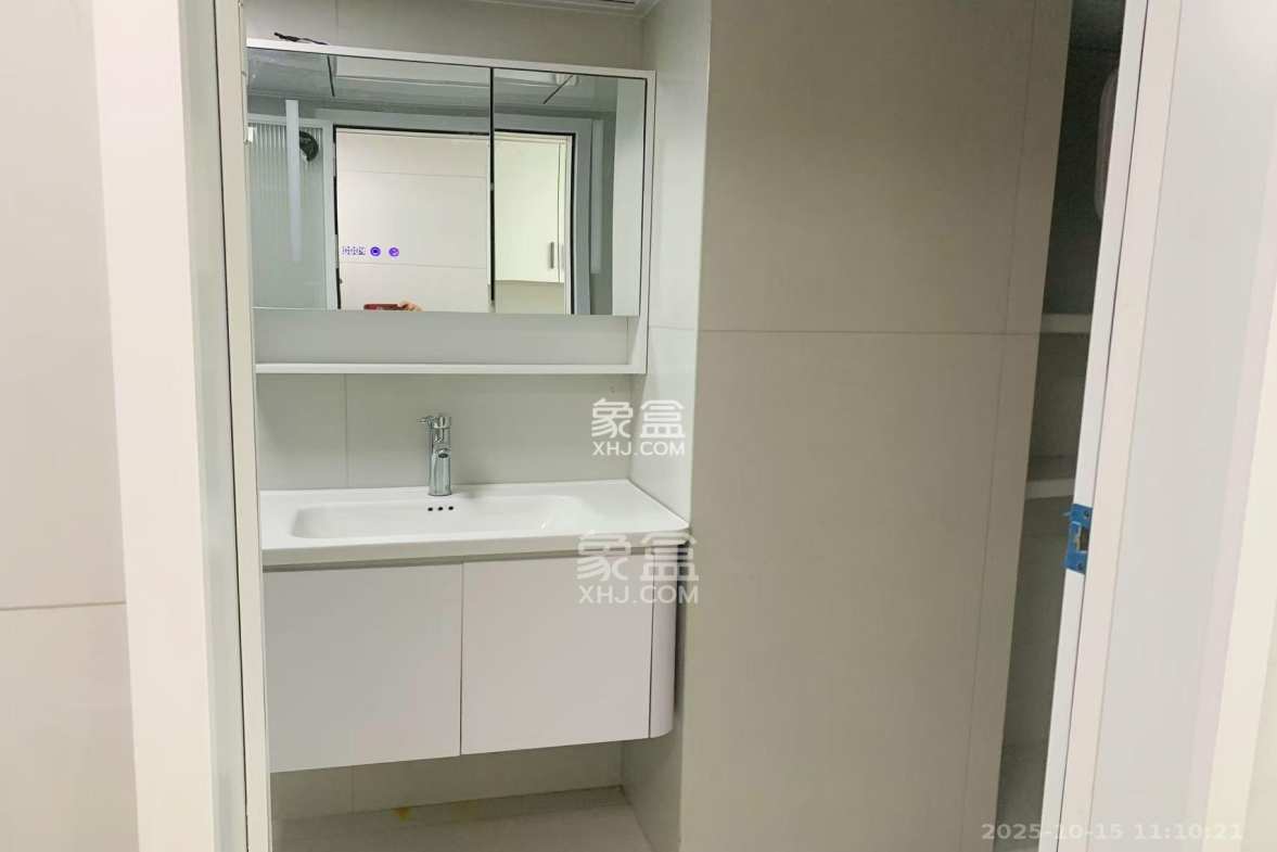 新城悦隽公园 1室0厅0卫 1600.0元/月 新城悦隽公园 1室0厅0卫 1600.0元/月室内图