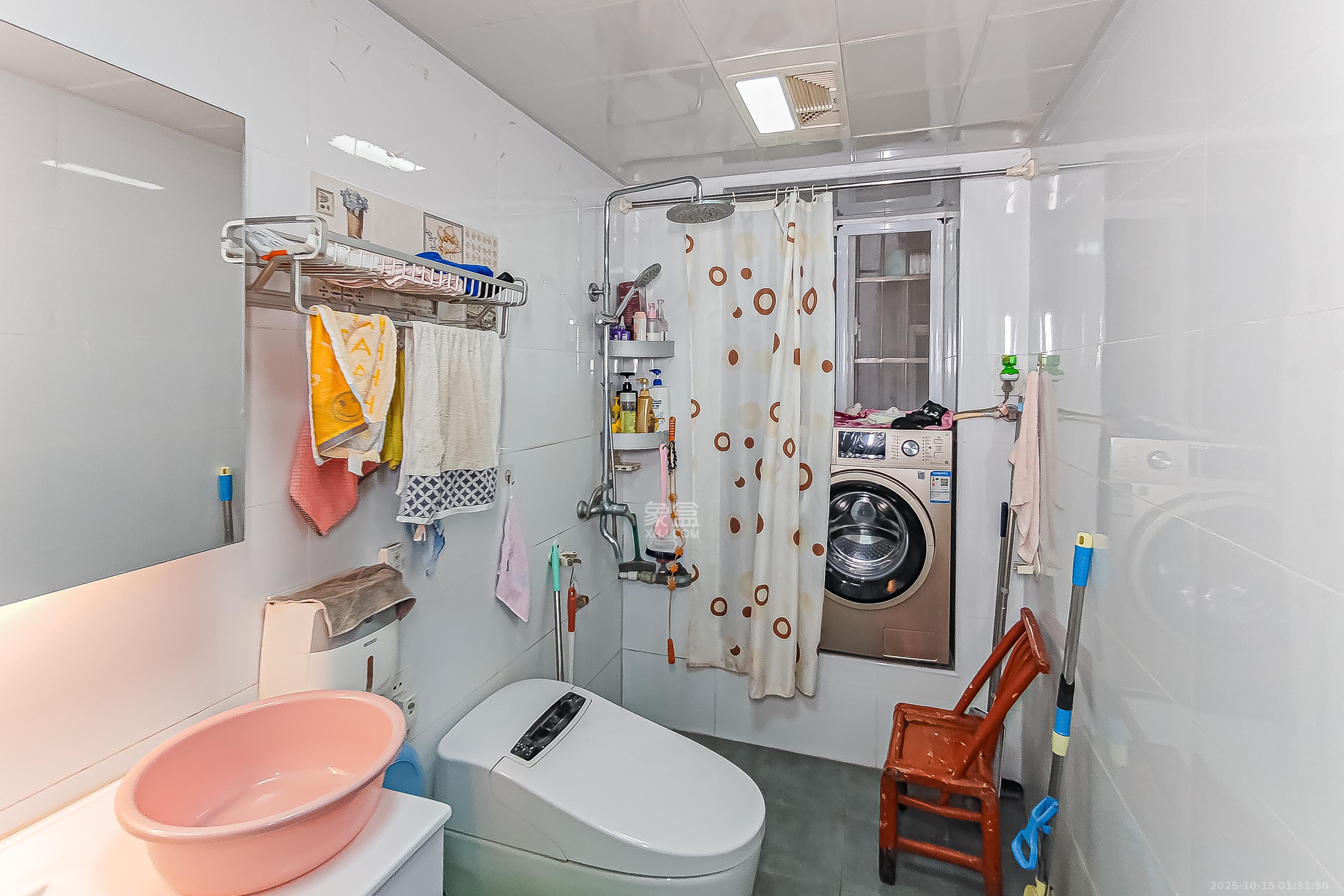 远东公寓  1室0厅0卫    61.5万 远东公寓  1室0厅0卫    61.5万卫生间