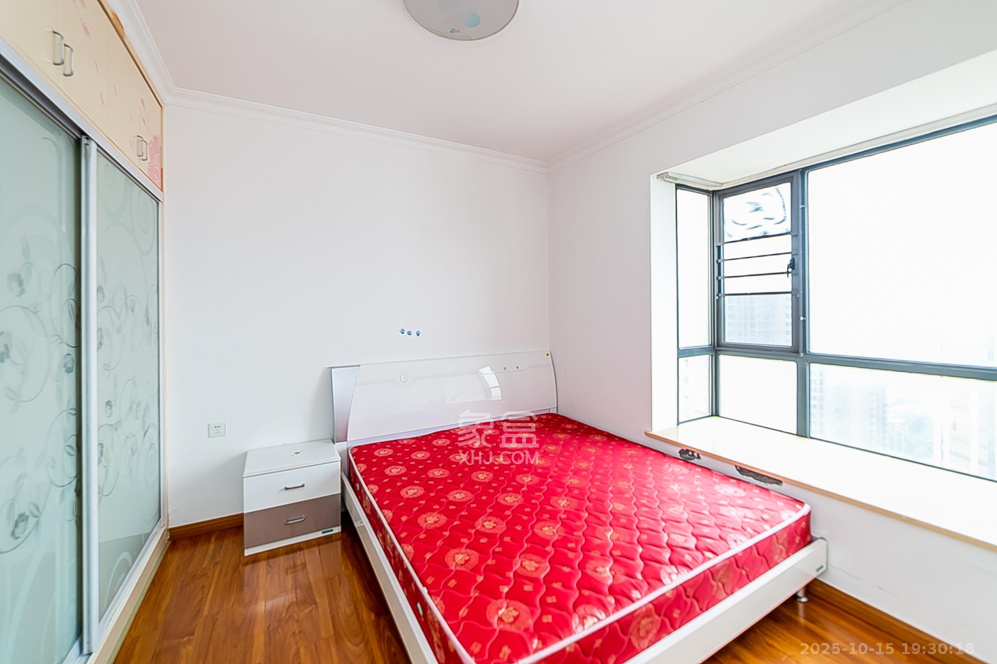 乾城（兴旺乾城）  2室2厅1卫    60.0万卧室