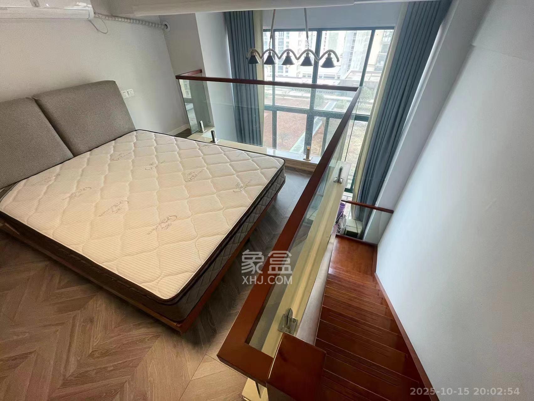 洋湖时代  1室1厅2卫    1800.0元/月室内图