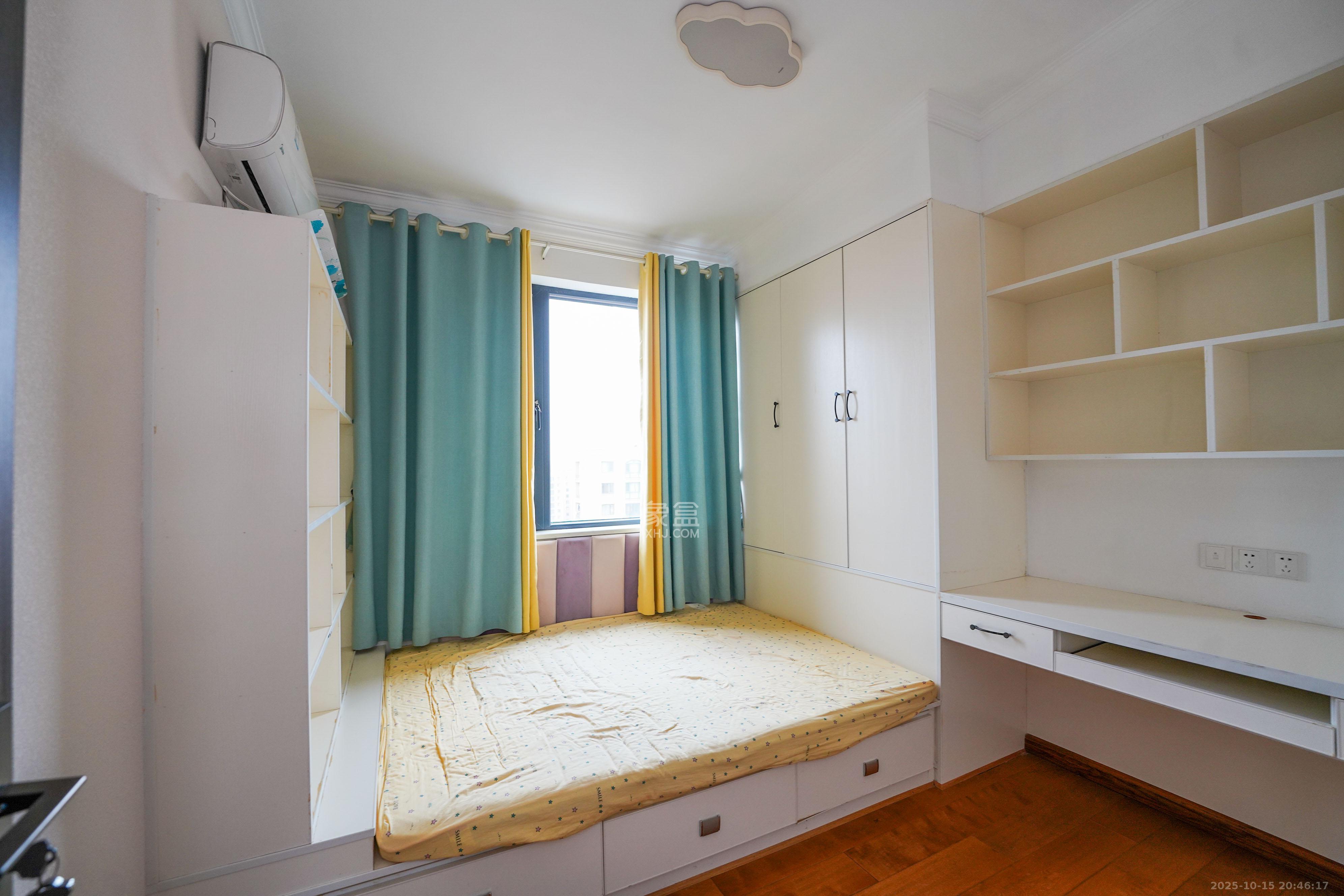 丽发新城  1室0厅0卫    170.0万卧室