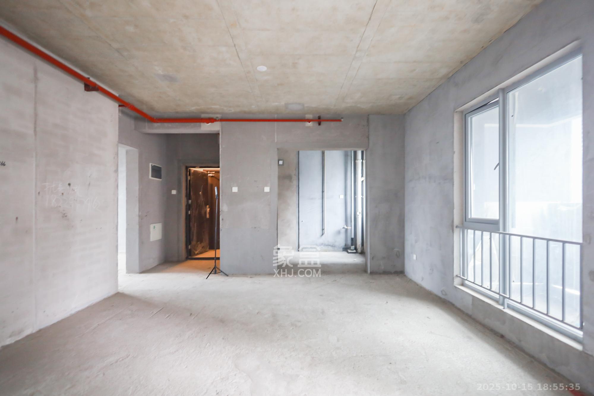 保利天禧D区  4室2厅2卫    228.0万其他