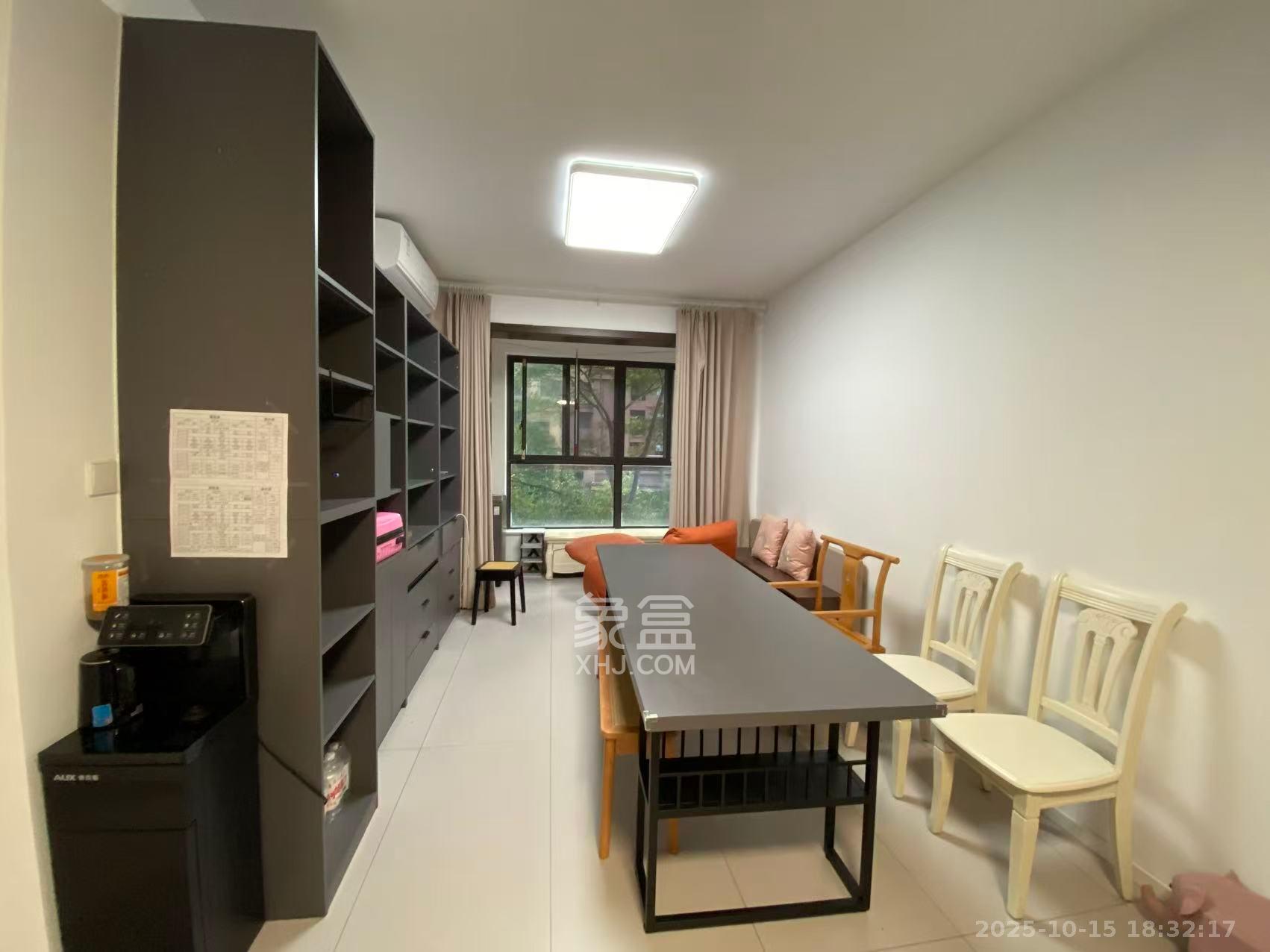 中建信和城  2室2厅1卫    2500.0元/月 中建信和城  2室2厅1卫    2500.0元/月