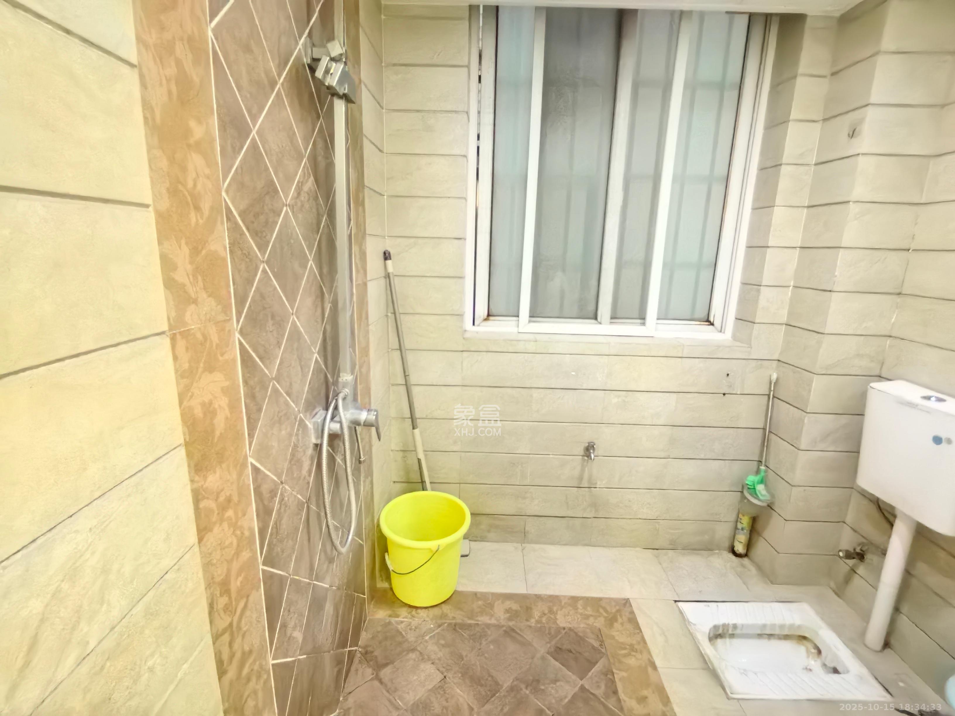 金信阳光在线  2室1厅1卫    1400.0元/月室内图