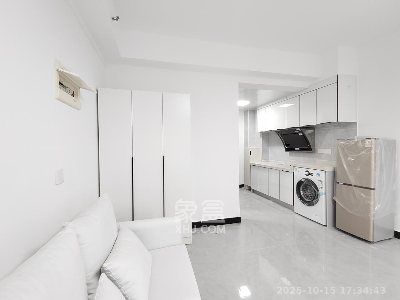 保利海德公园 1室1厅1卫 1800.0元/月 保利海德公园 1室1厅1卫 1800.0元/月室内图