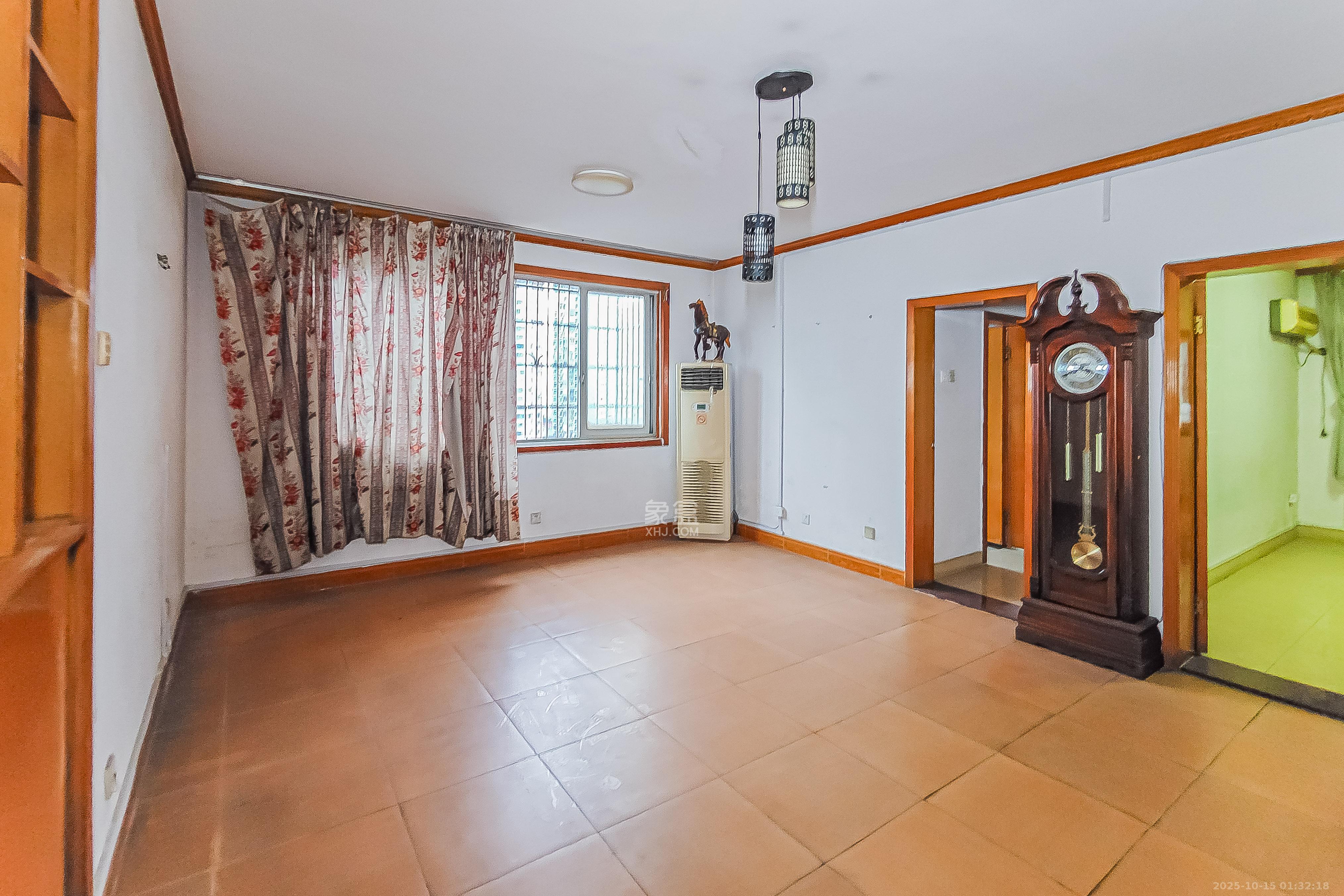 梓园大厦  3室2厅2卫    105.0万 梓园大厦  3室2厅2卫    105.0万