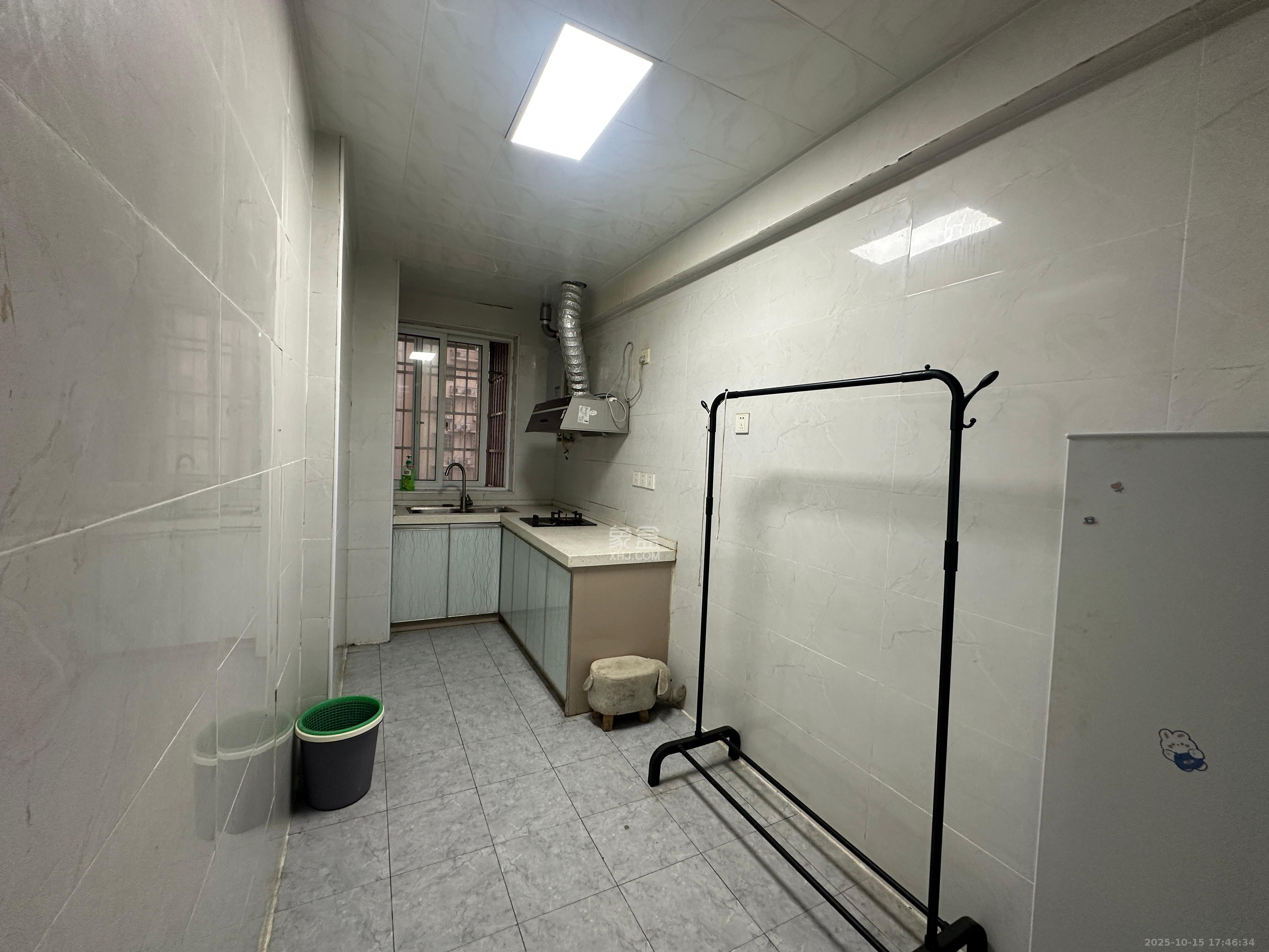 星城新宇颐景苑 1室1厅1卫 1600.0元/月 星城新宇颐景苑 1室1厅1卫 1600.0元/月室内图