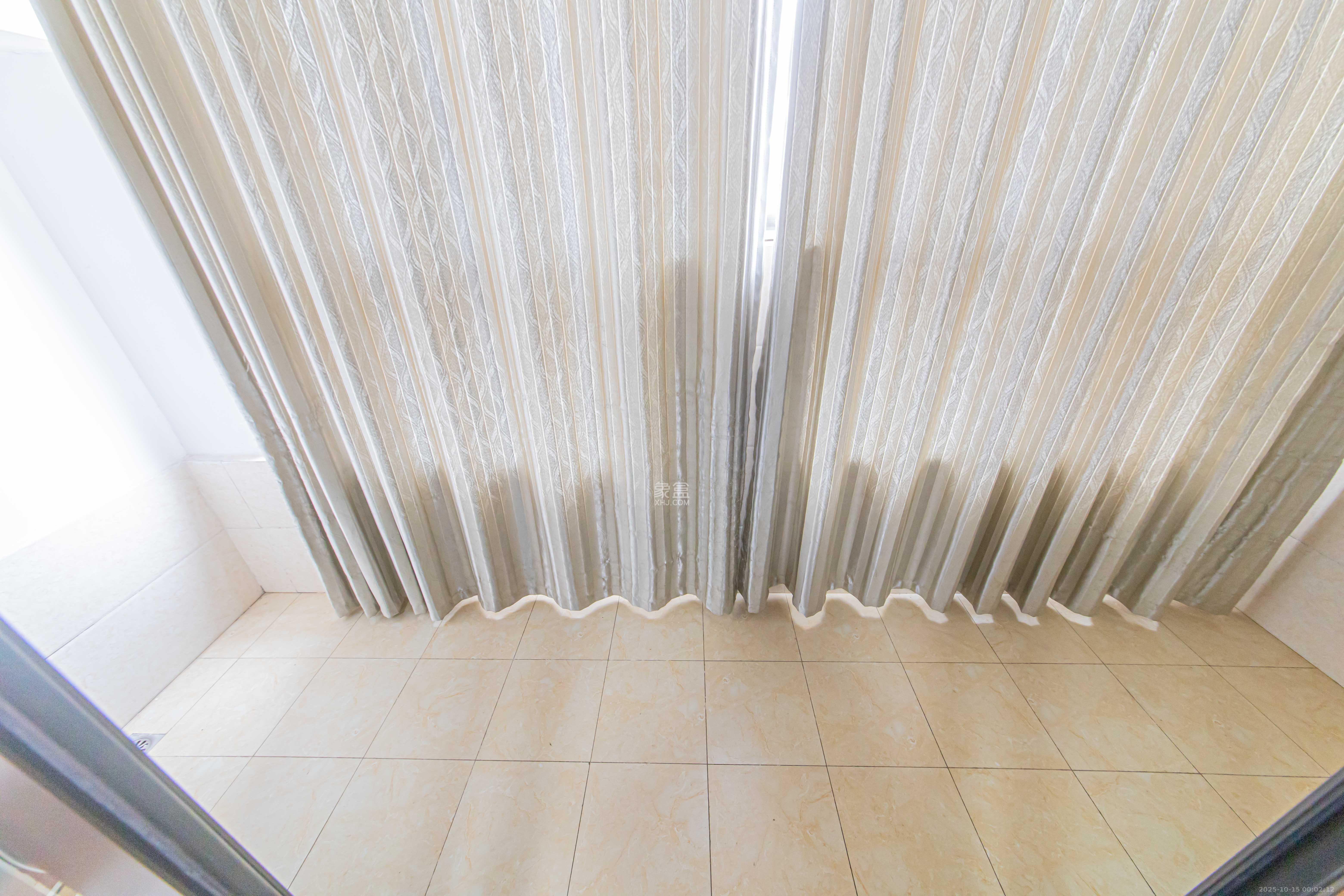 中信凯旋蓝岸(中信新城三期) 1室1厅1卫 30.0万 中信凯旋蓝岸(中信新城三期) 1室1厅1卫 30.0万阳台