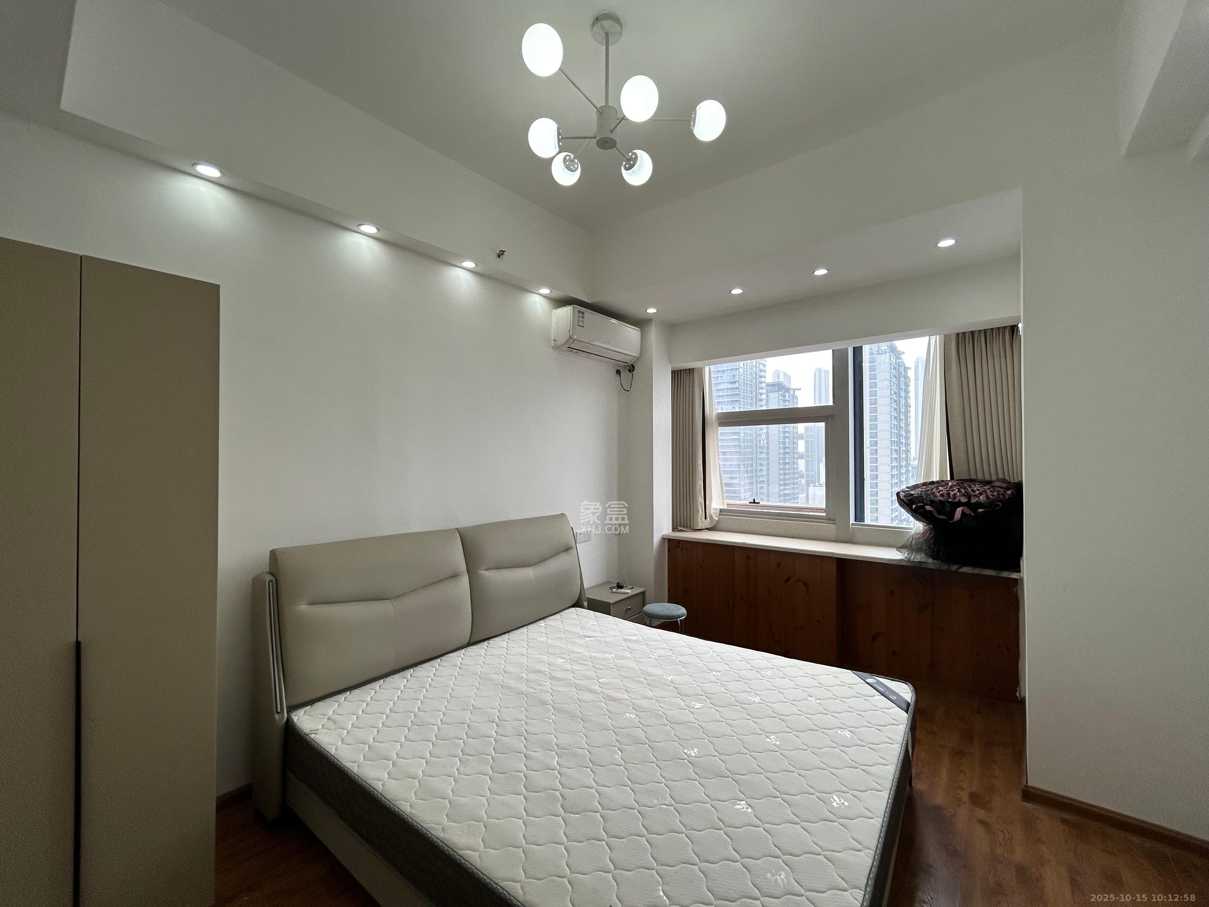 宇成开福广场   54.0㎡      1700.0元/月