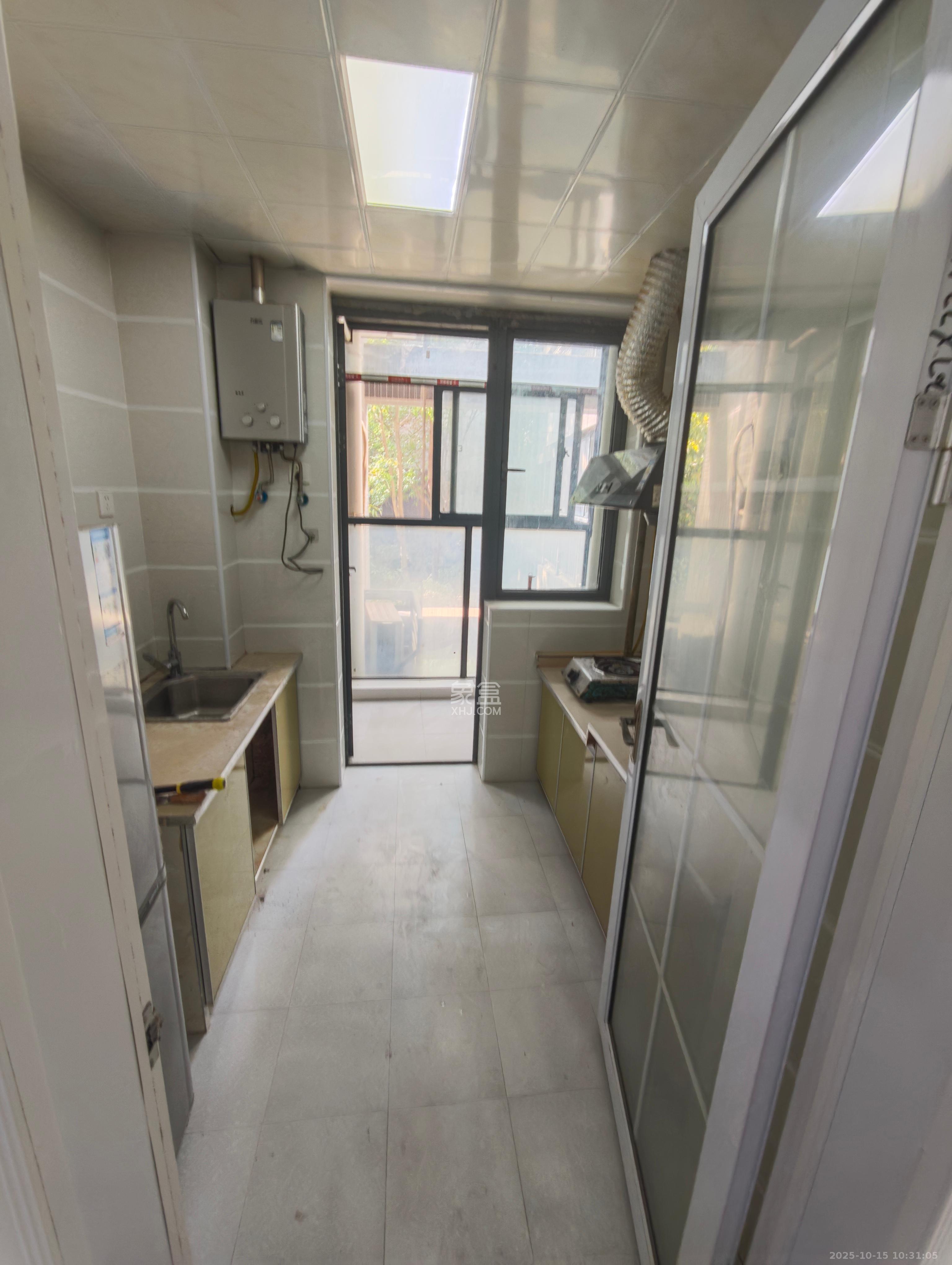 恒基凯旋门一二期  2室2厅1卫    1600.0元/月室内图