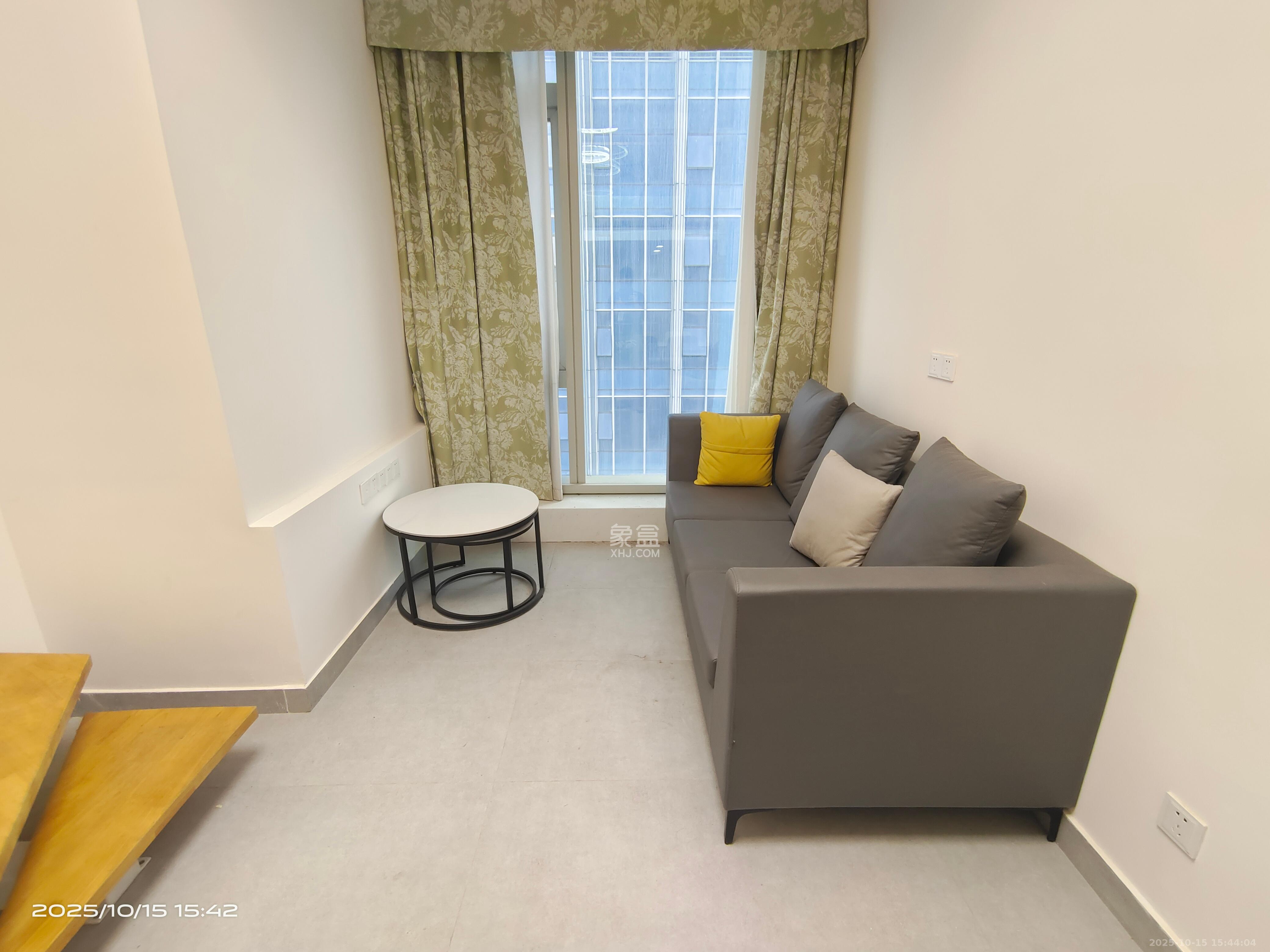 敬天广场   48.43㎡      2600.0元/月