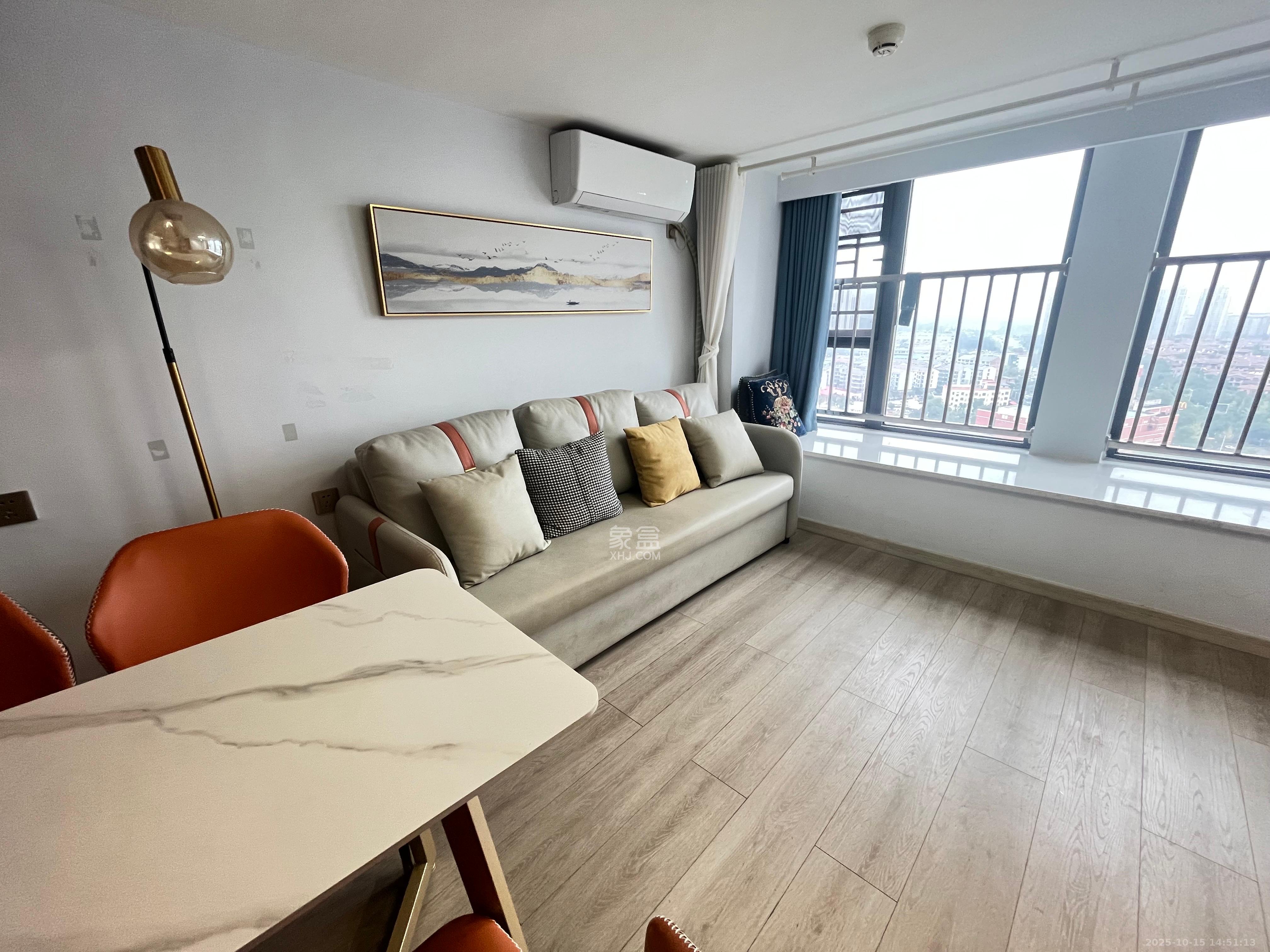 湘一书香里  2室1厅1卫    2800.0元/月