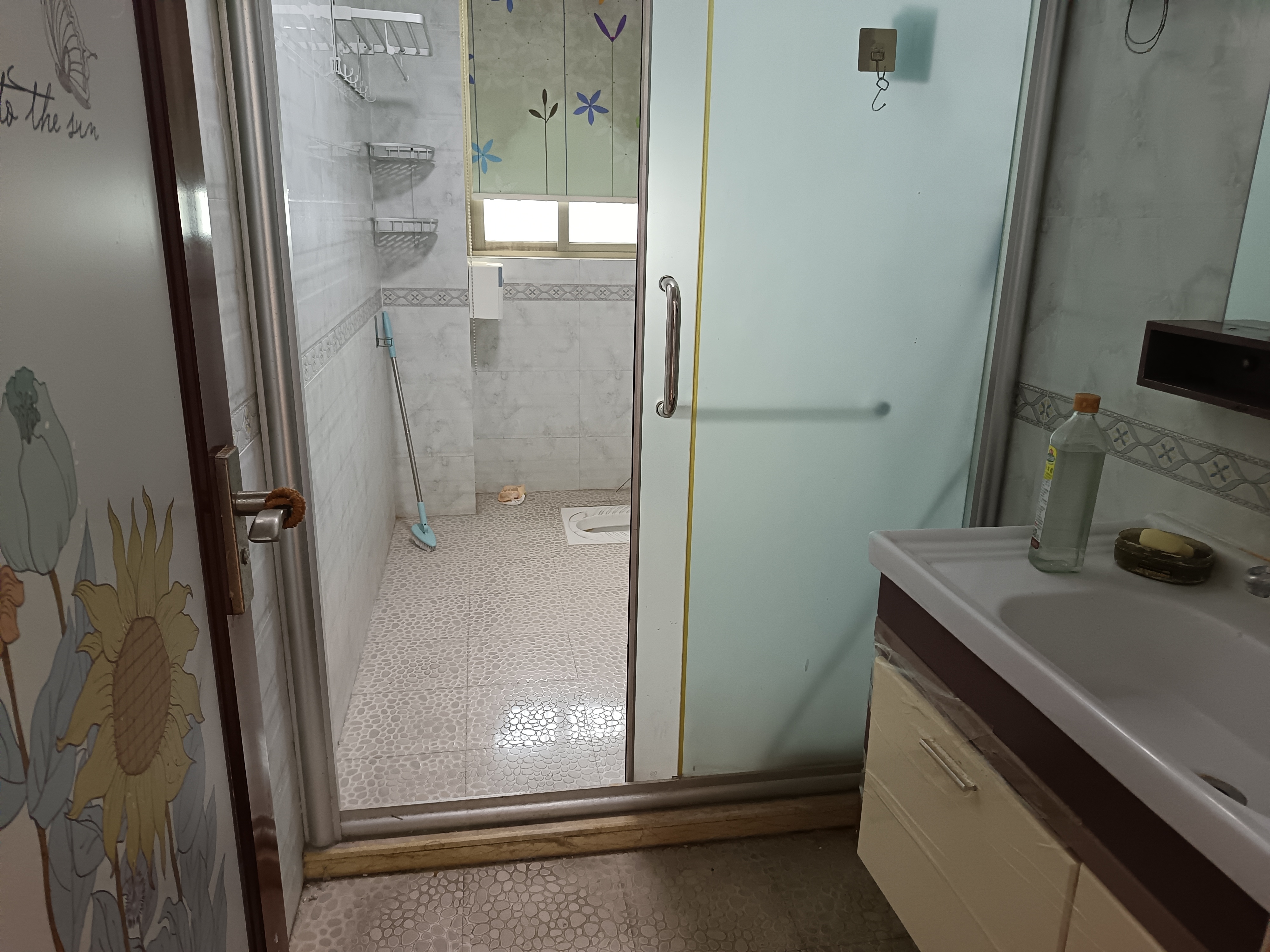 友谊华庭 3室2厅1卫 2500.0元/月 友谊华庭 3室2厅1卫 2500.0元/月室内图