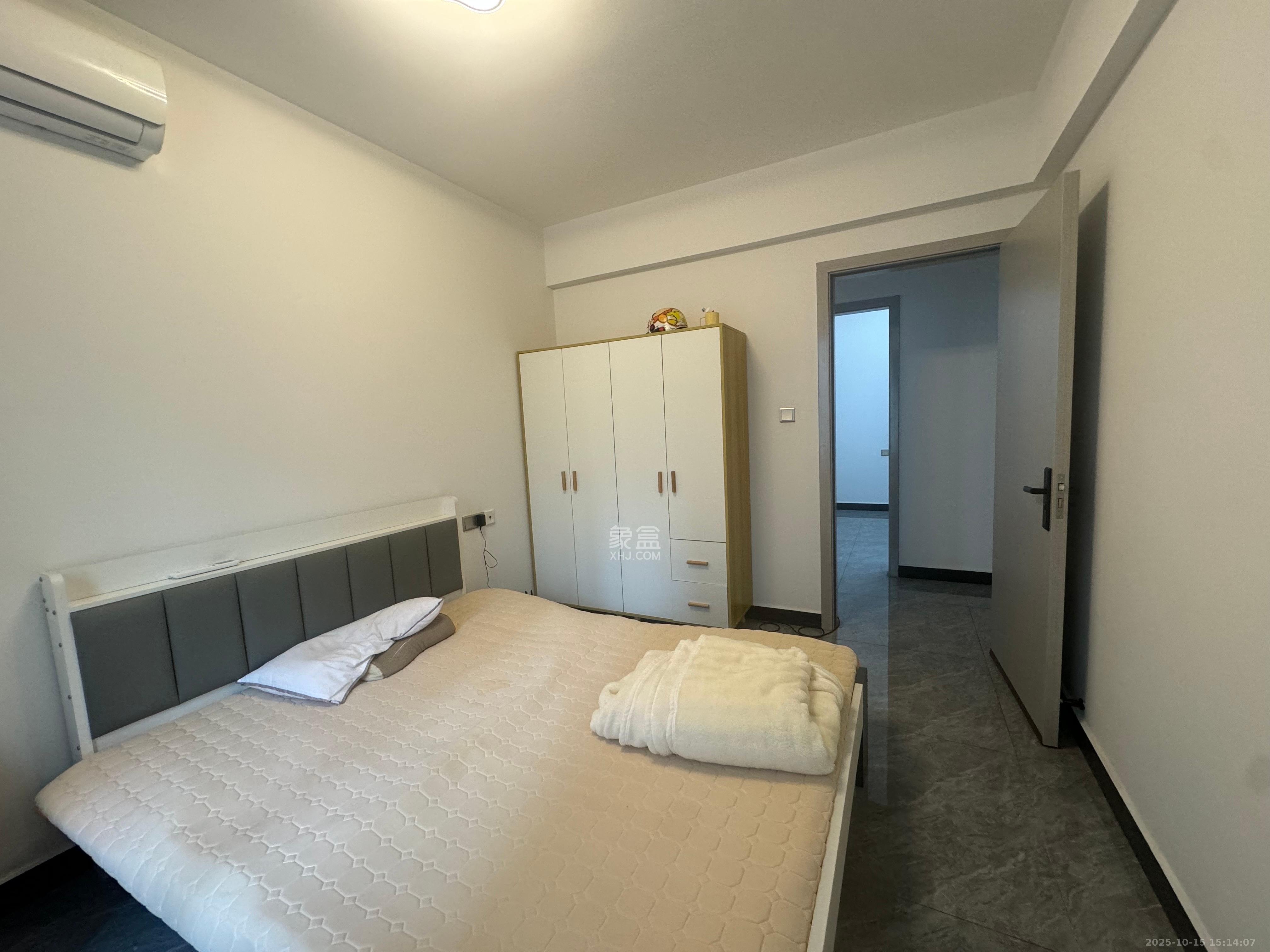 保利大都汇一期、二期 4室1厅1卫 3380.0元/月 保利大都汇一期、二期 4室1厅1卫 3380.0元/月室内图