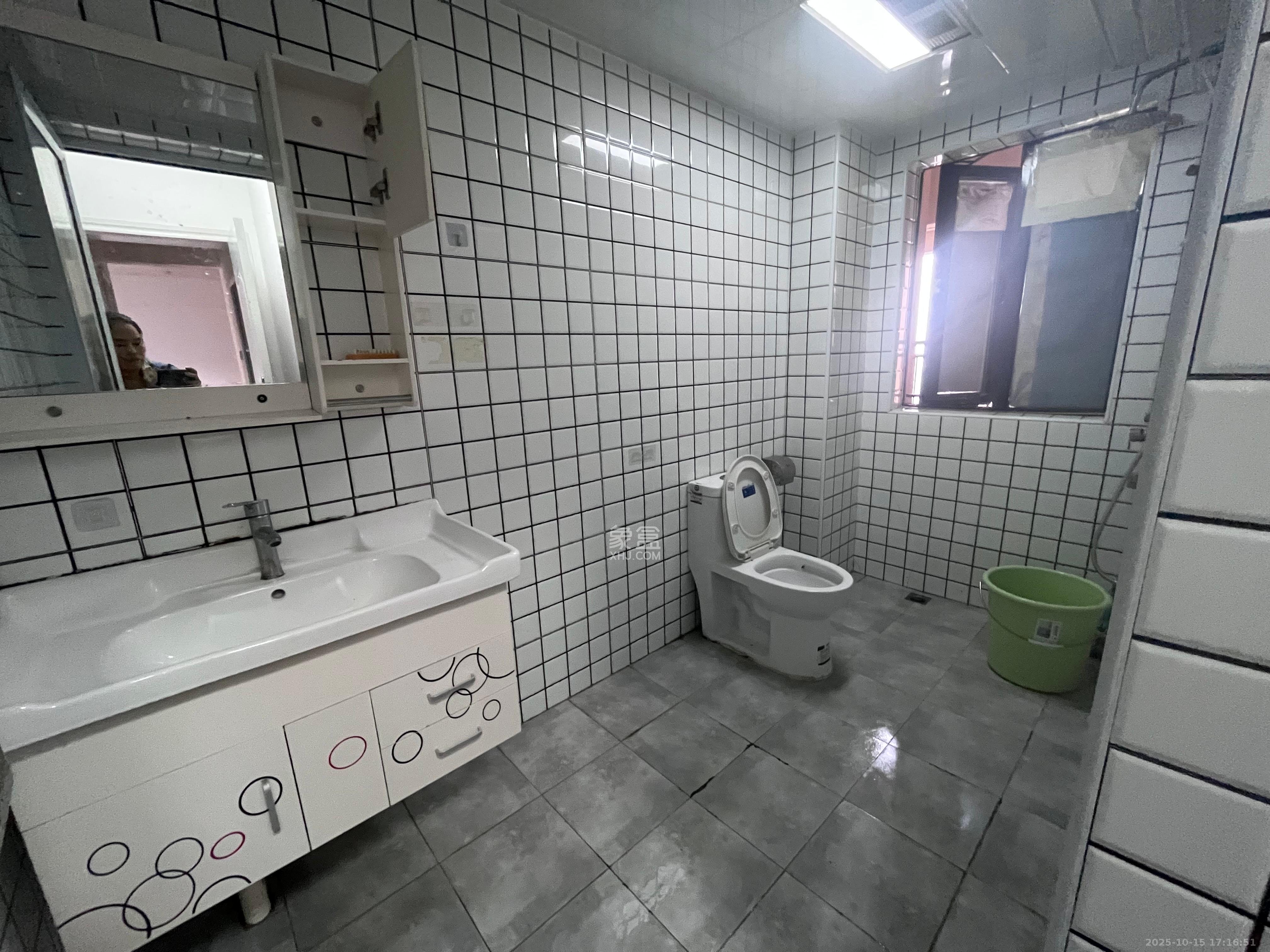 协信星澜汇  3室2厅2卫    3300.0元/月室内图