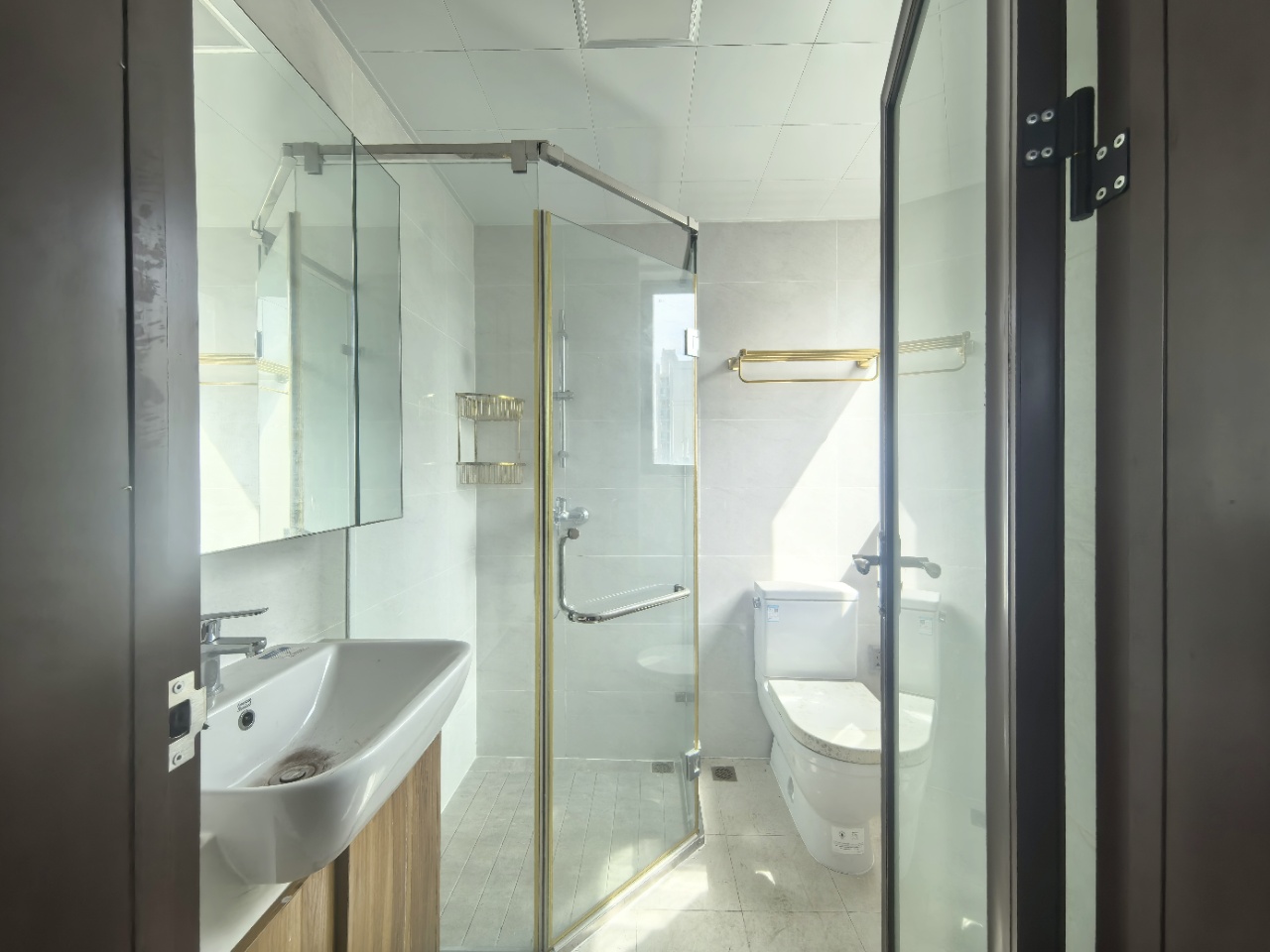 星华海岸城三期  3室2厅2卫    178.0万室内图