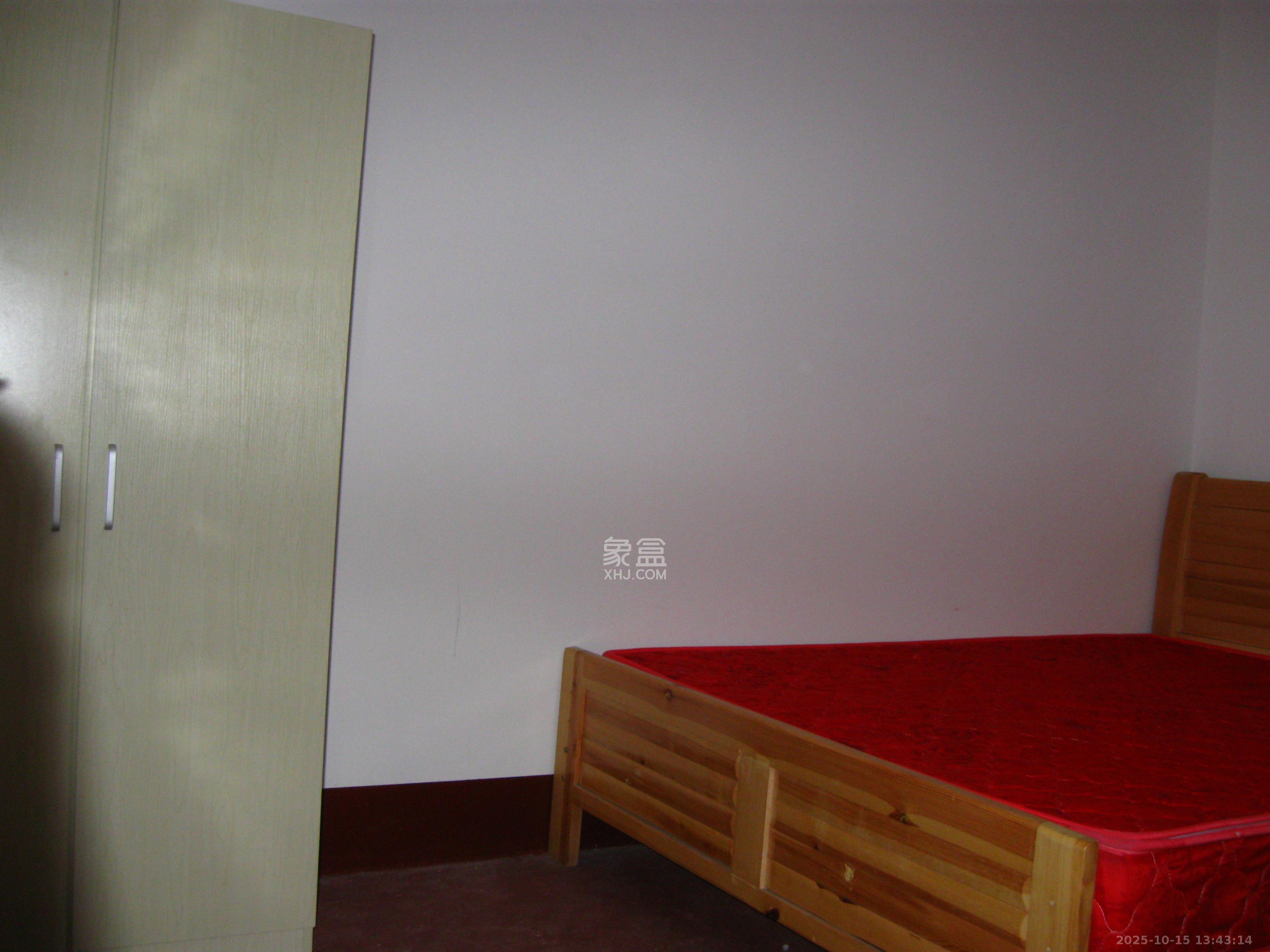 陈家湖小区  3室1厅1卫    1800.0元/月室内图