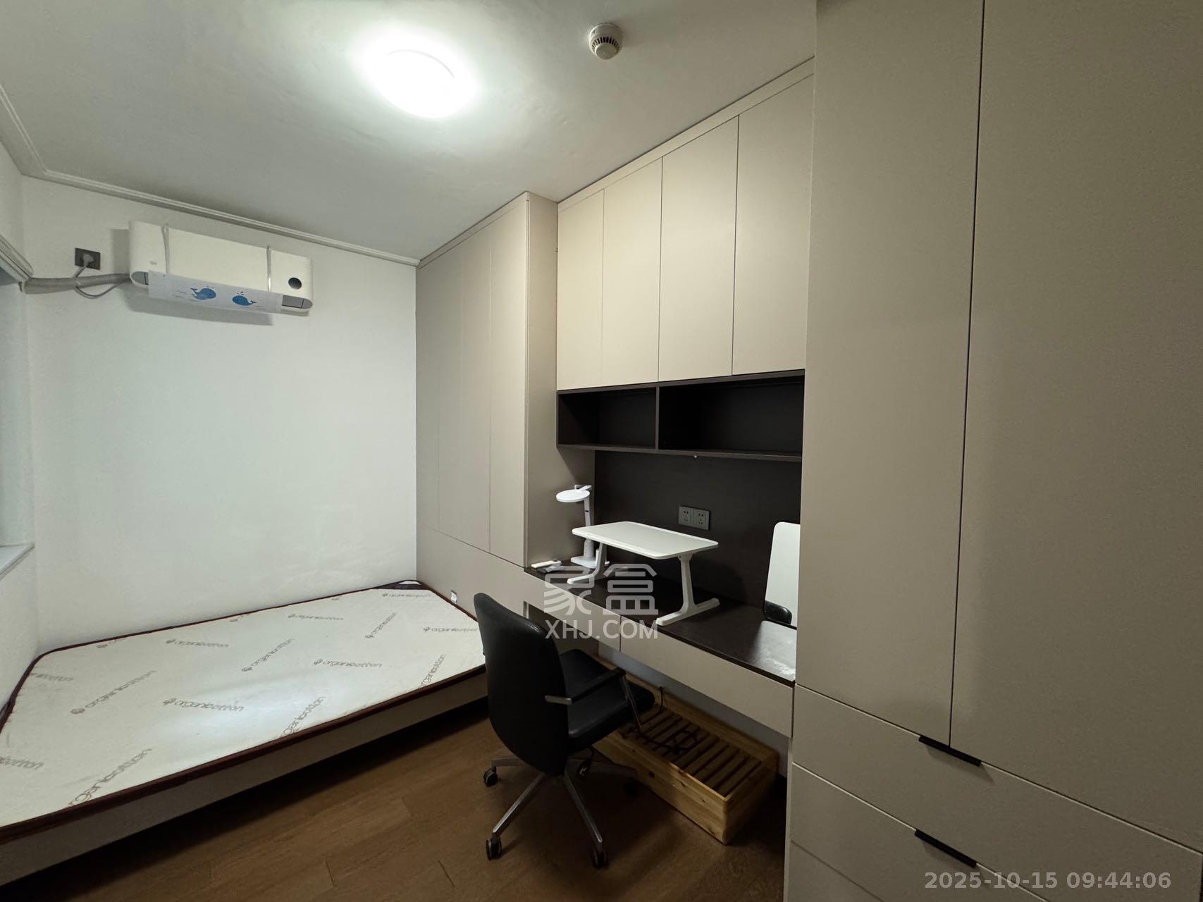 卓越中寰 3室2厅2卫 4200.0元/月 卓越中寰 3室2厅2卫 4200.0元/月室内图