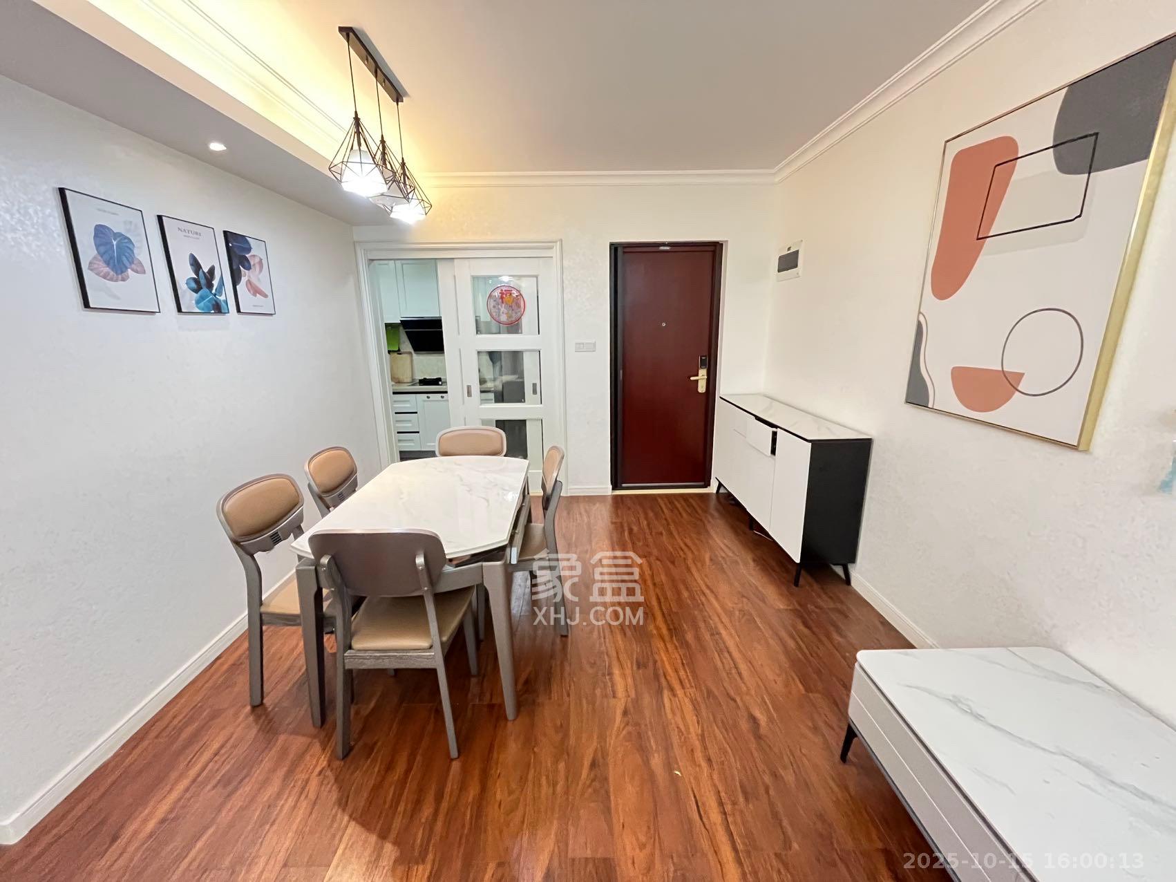 万科魅力之城锋镜里  3室2厅2卫    2400.0元/月 万科魅力之城锋镜里  3室2厅2卫    2400.0元/月室内图