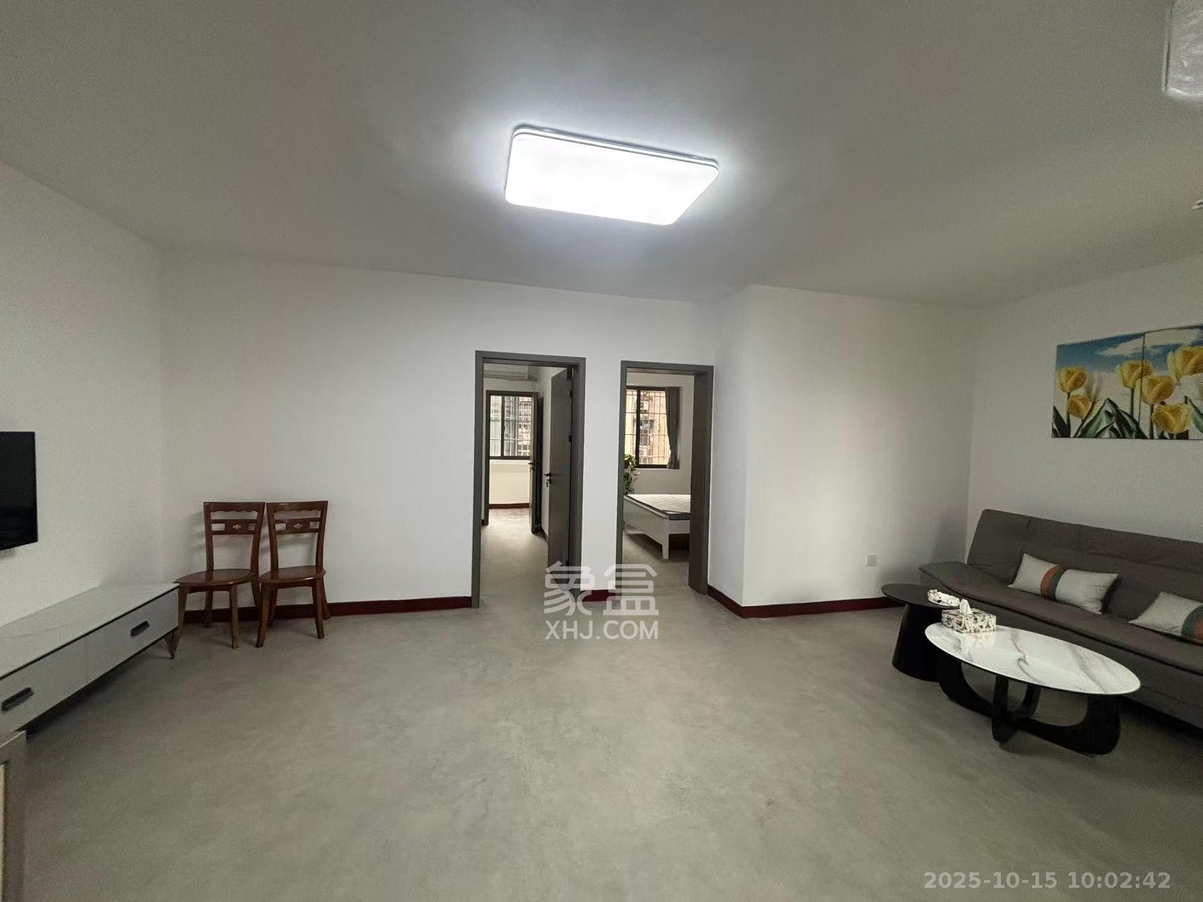 向韶村  2室1厅1卫    2400.0元/月