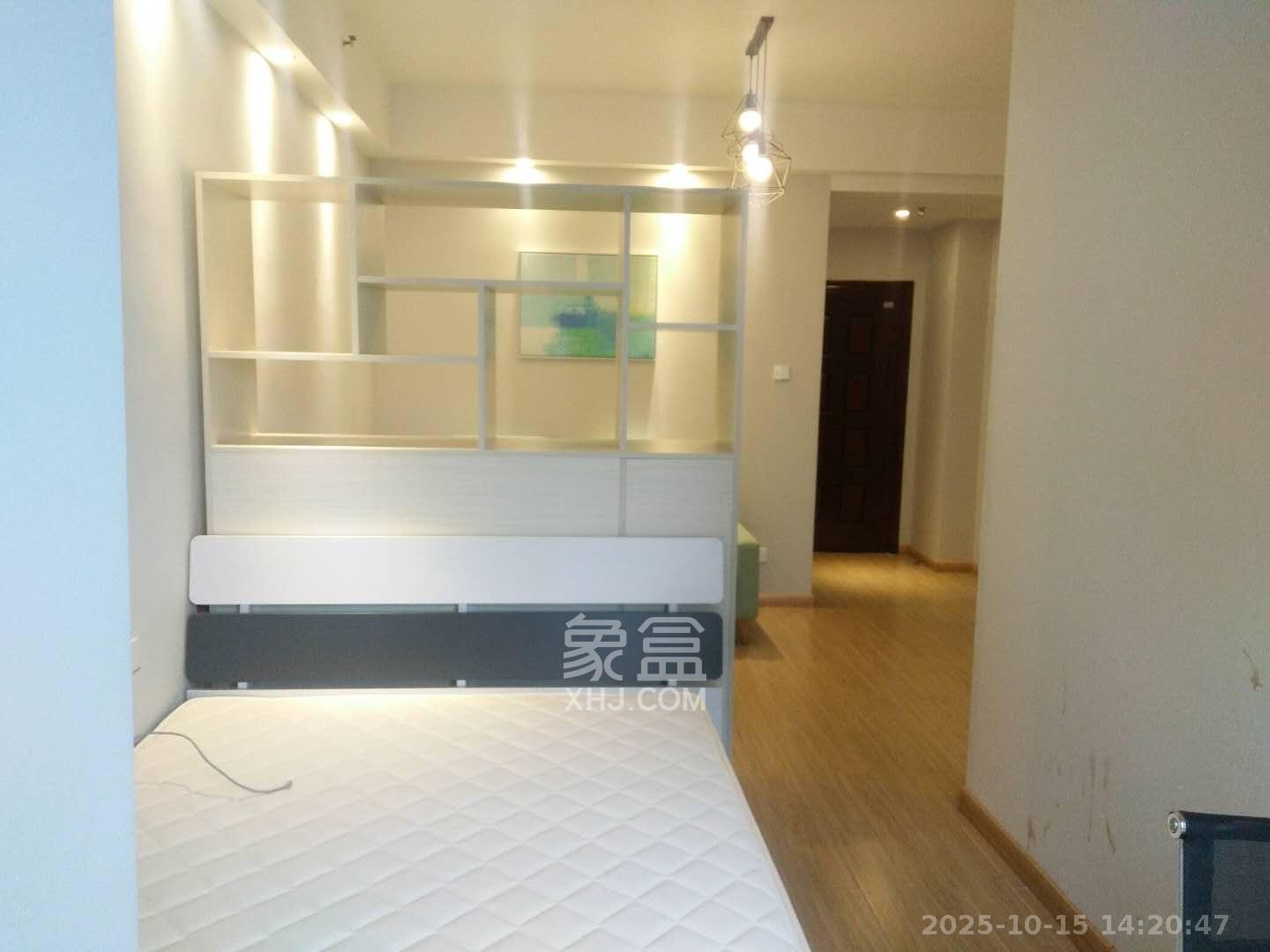 第六都(陆都小区) 1室1厅1卫 1800.0元/月 第六都(陆都小区) 1室1厅1卫 1800.0元/月室内图