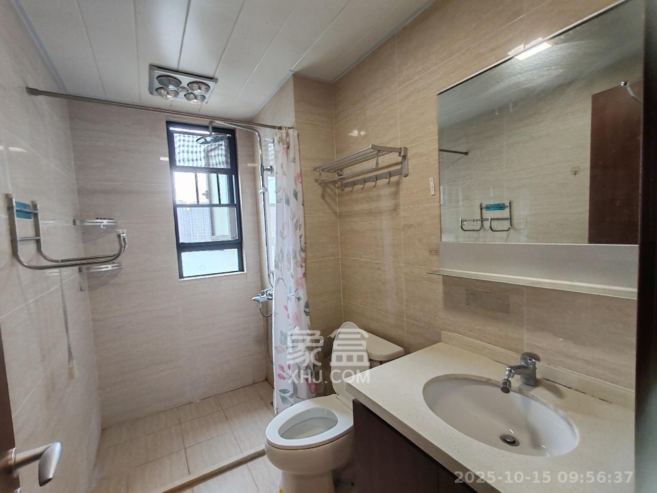 汇金城/嘉华城(二期、三期) 3室2厅2卫 2800.0元/月 汇金城/嘉华城(二期、三期) 3室2厅2卫 2800.0元/月室内图