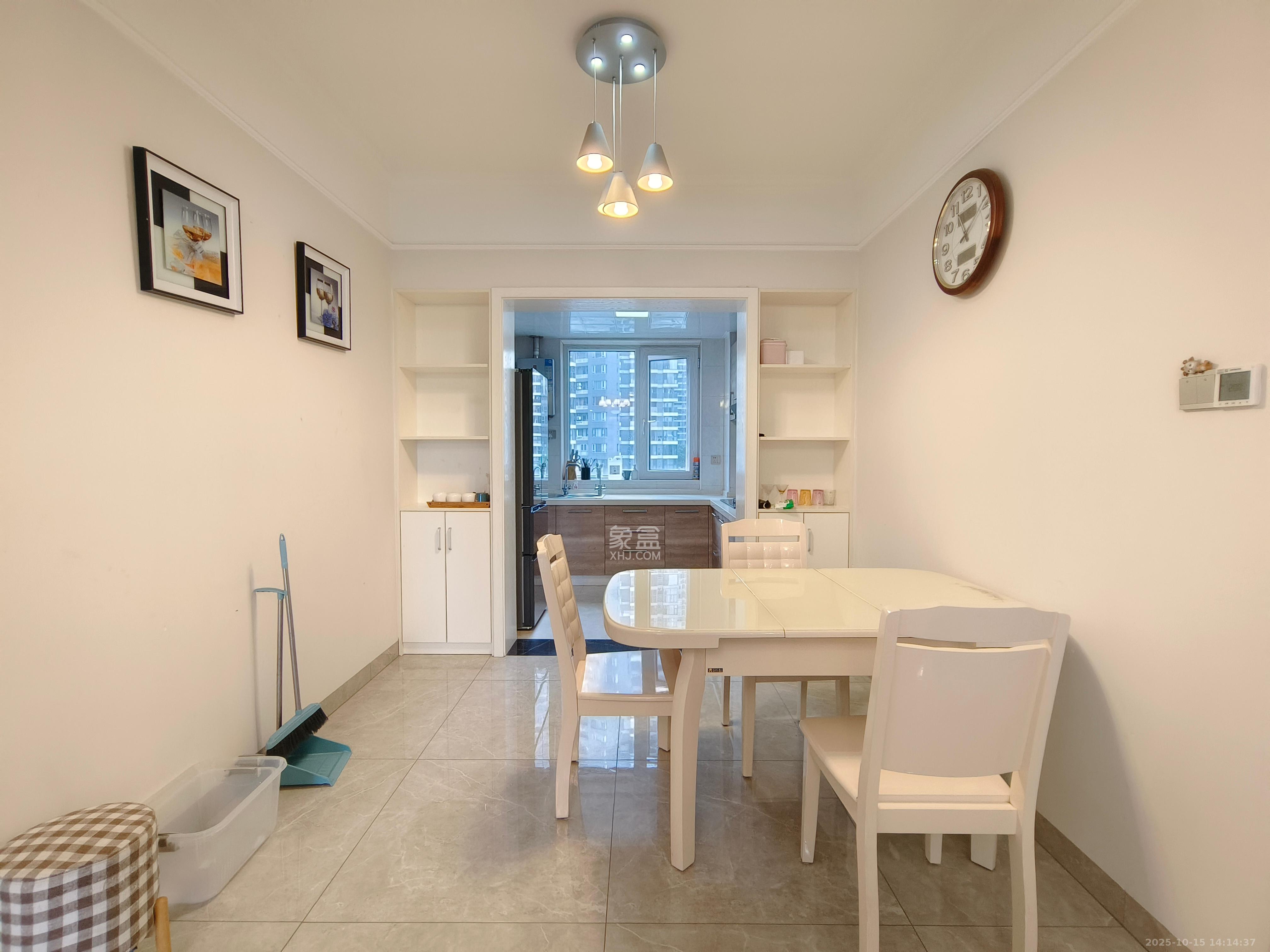 保利西海岸A区  4室2厅2卫    4300.0元/月 保利西海岸A区  4室2厅2卫    4300.0元/月室内图