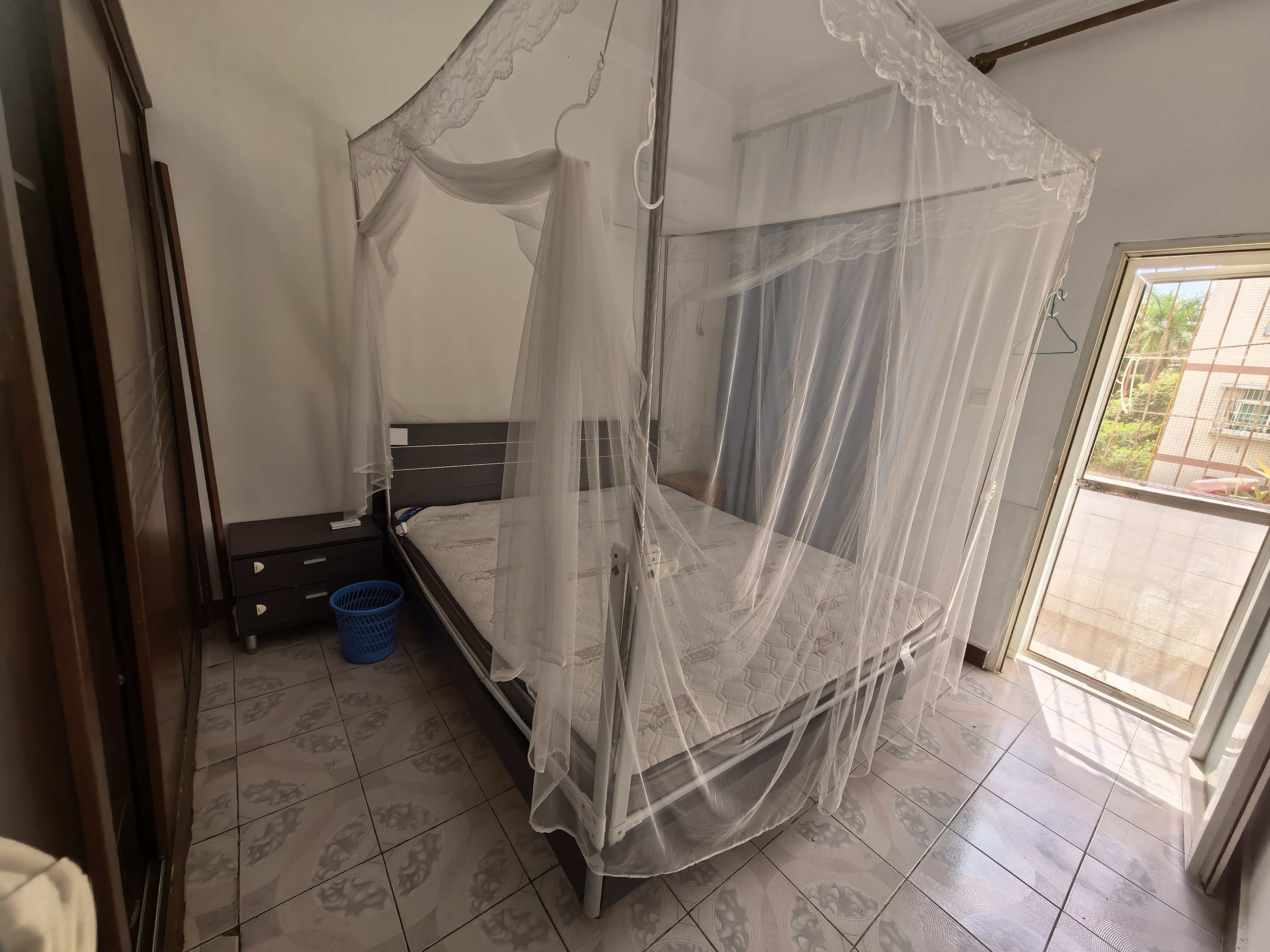 南航部队宿舍（南航小区）  3室2厅1卫    2000.0元/月室内图