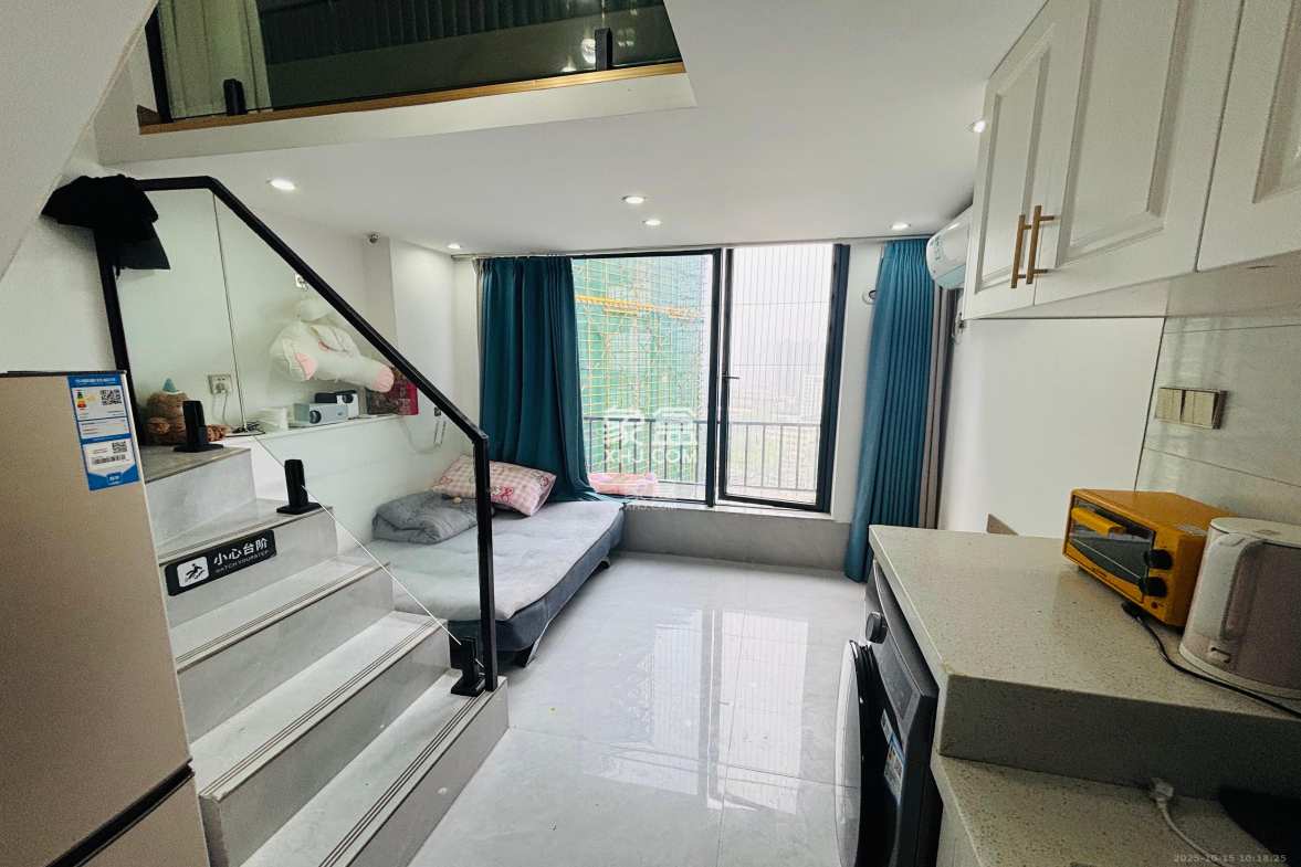 力高凤凰新天 2室1厅1卫 2000.0元/月 力高凤凰新天 2室1厅1卫 2000.0元/月室内图