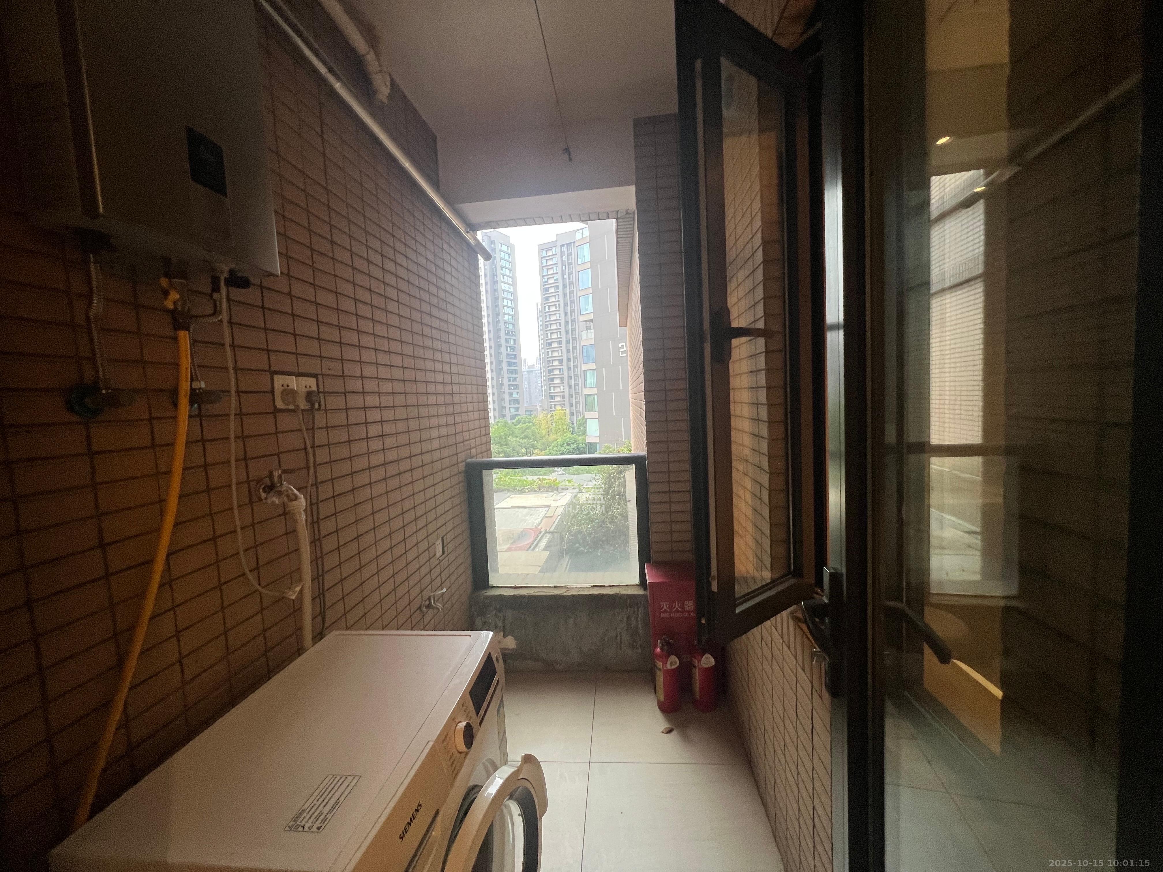 湘江雅颂居  2室2厅2卫    2600.0元/月 湘江雅颂居  2室2厅2卫    2600.0元/月室内图