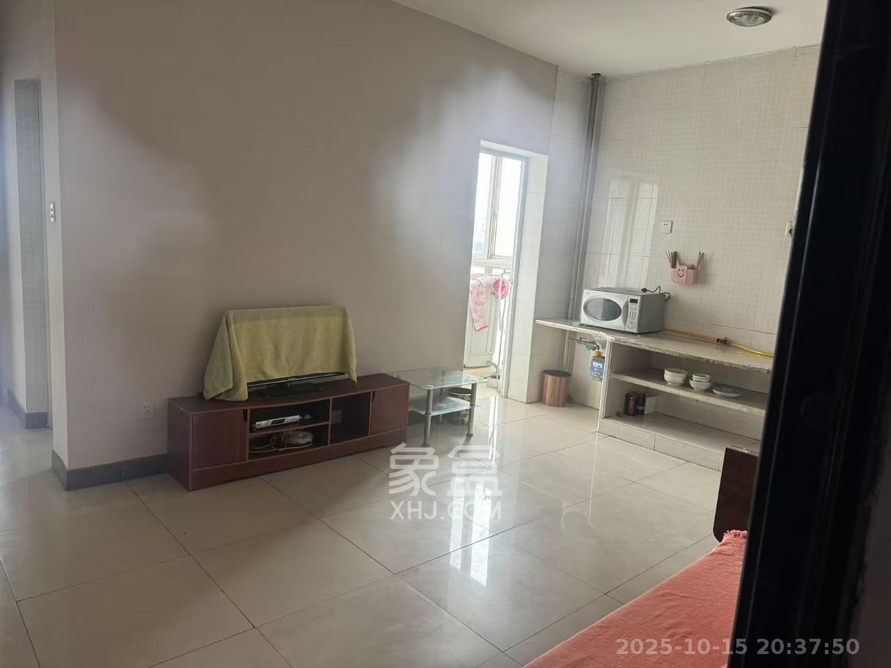 紫晶城  1室1厅1卫    1200.0元/月室内图