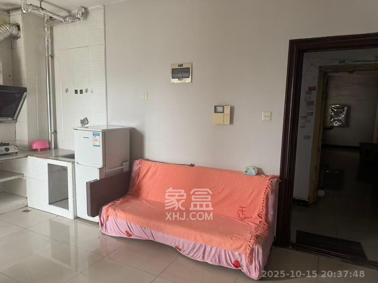 紫晶城 1室1厅1卫 1200.0元/月 紫晶城 1室1厅1卫 1200.0元/月室内图