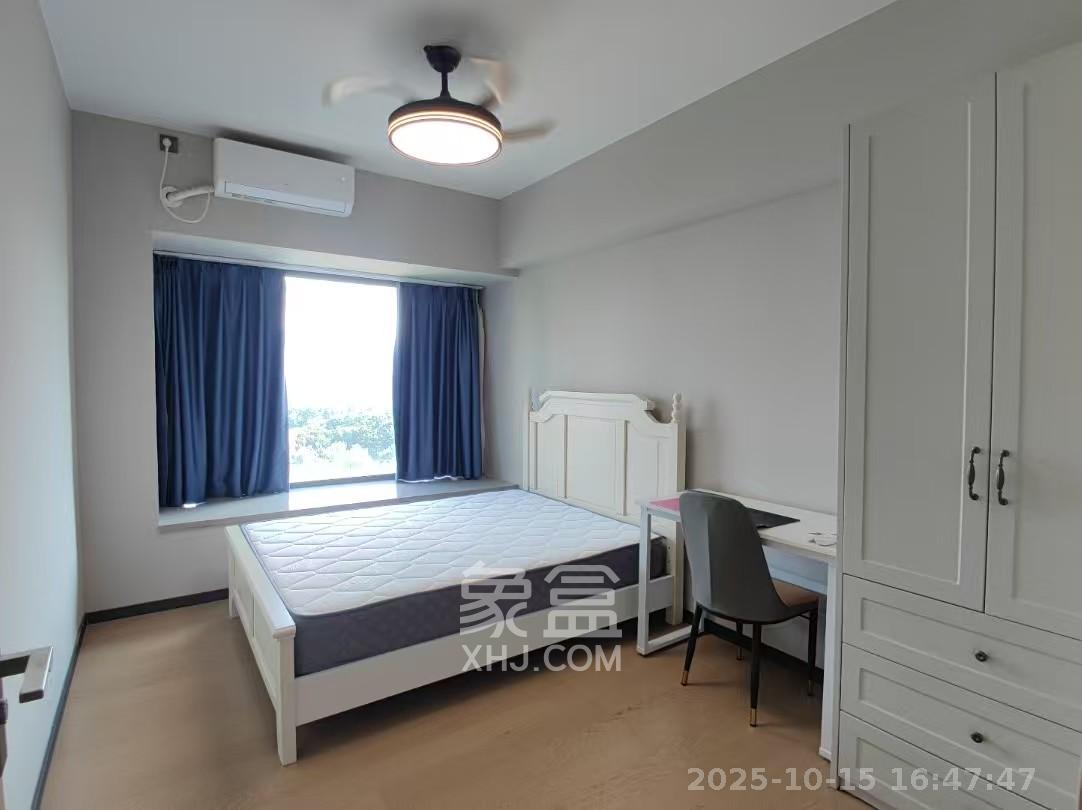 时代梅溪领峰  3室2厅2卫    3200.0元/月室内图