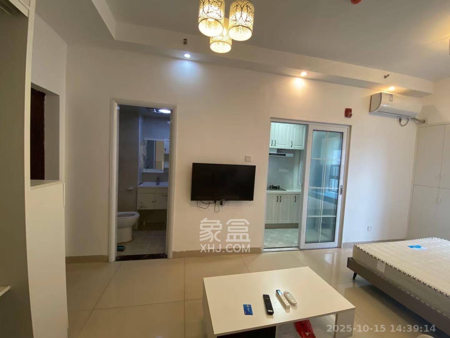 荣悦台  1室1厅1卫    1800.0元/月 荣悦台  1室1厅1卫    1800.0元/月室内图