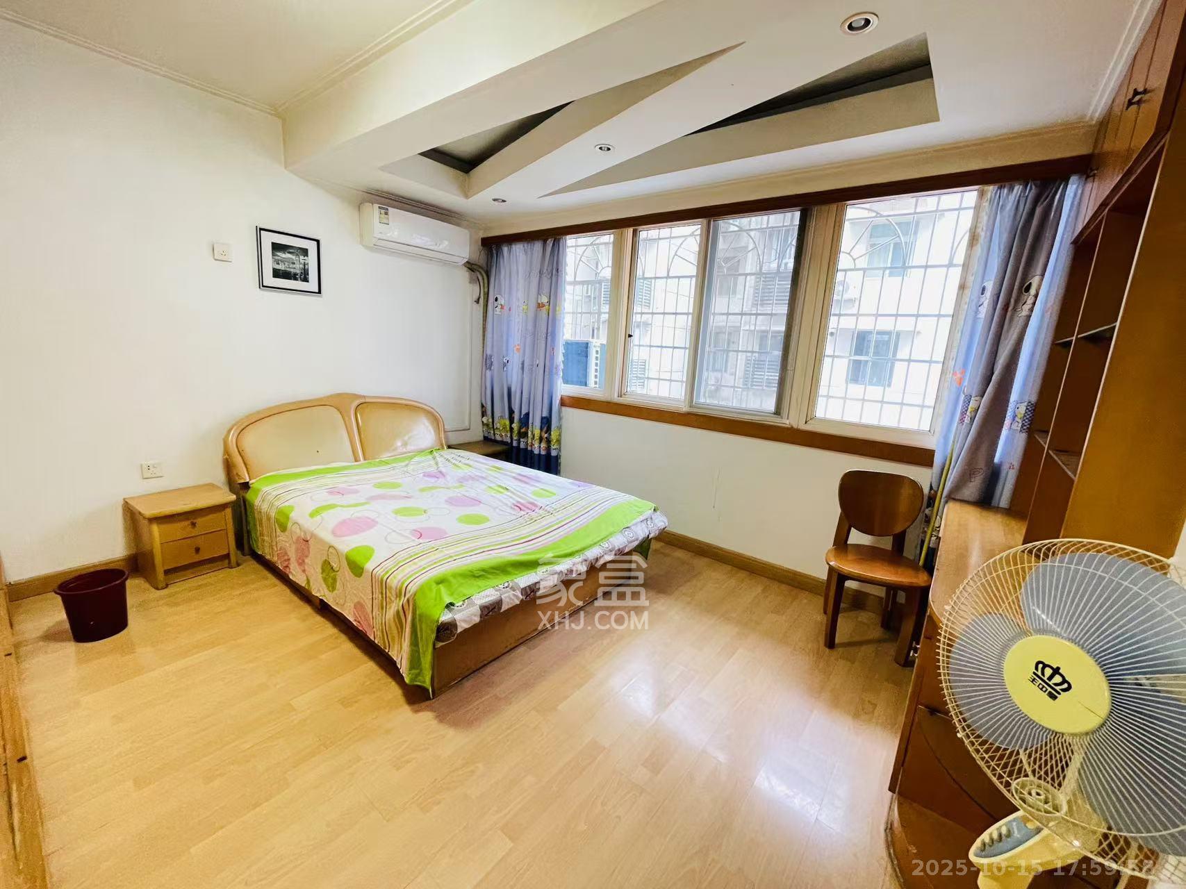 楚湘公寓  2室1厅2卫    2300.0元/月 楚湘公寓  2室1厅2卫    2300.0元/月室内图