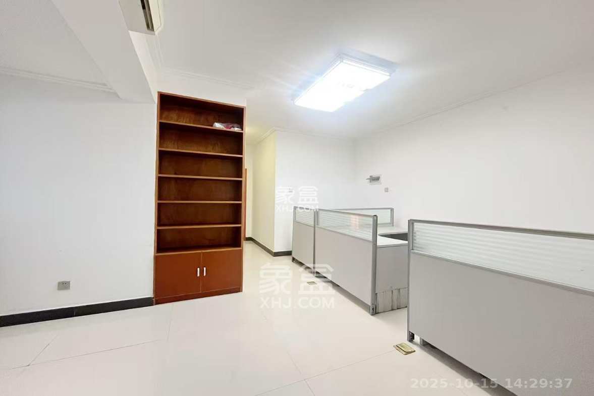 芙蓉蓉苑  1室1厅1卫    1800.0元/月 芙蓉蓉苑  1室1厅1卫    1800.0元/月室内图