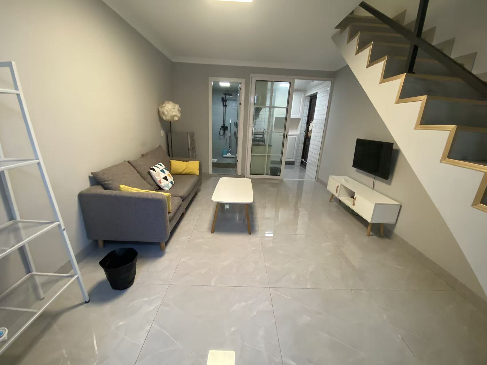 桃花缘  1室1厅1卫    24.8万室内图