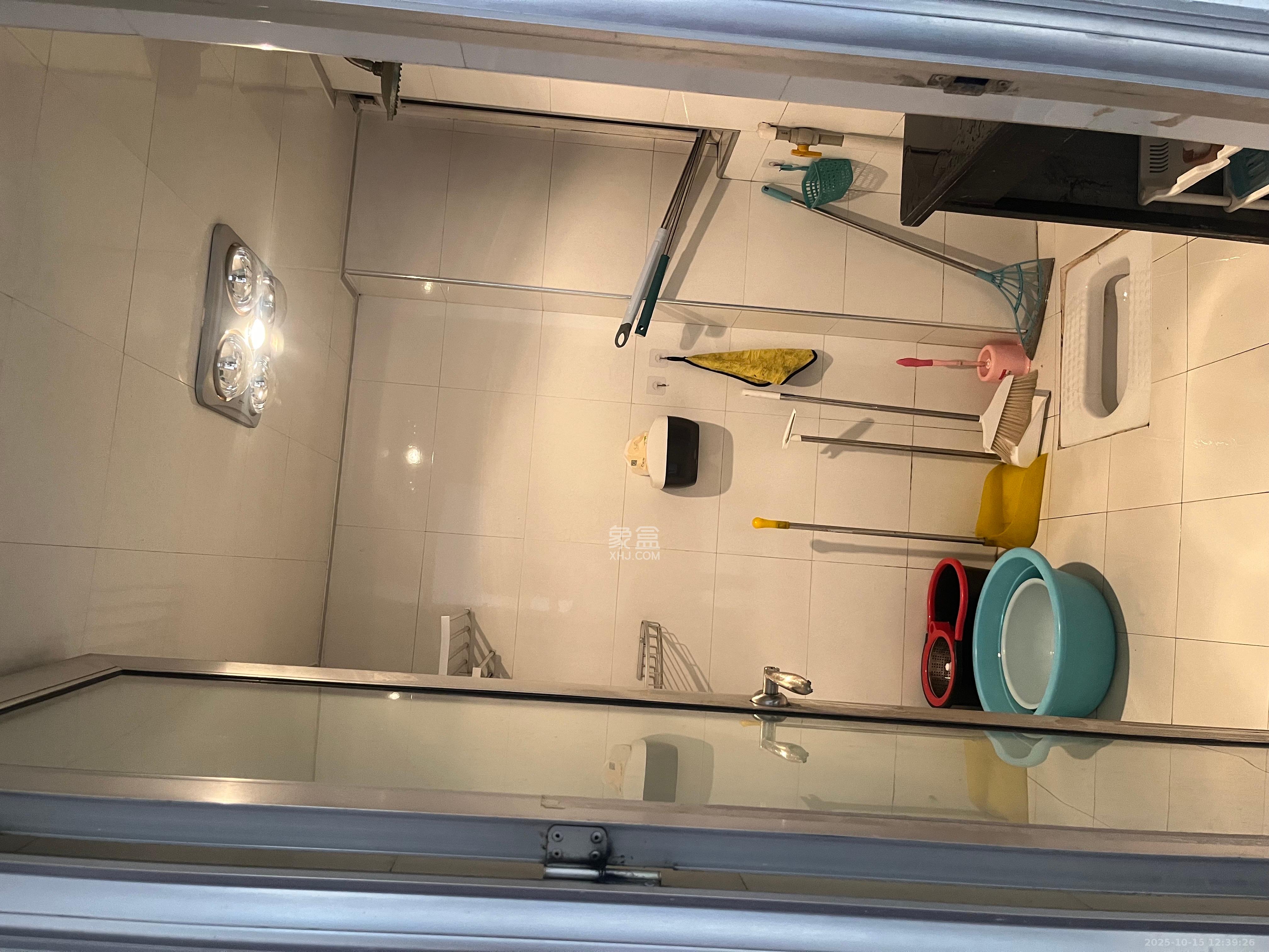 东门尚苑  2室2厅1卫    1500.0元/月 东门尚苑  2室2厅1卫    1500.0元/月室内图