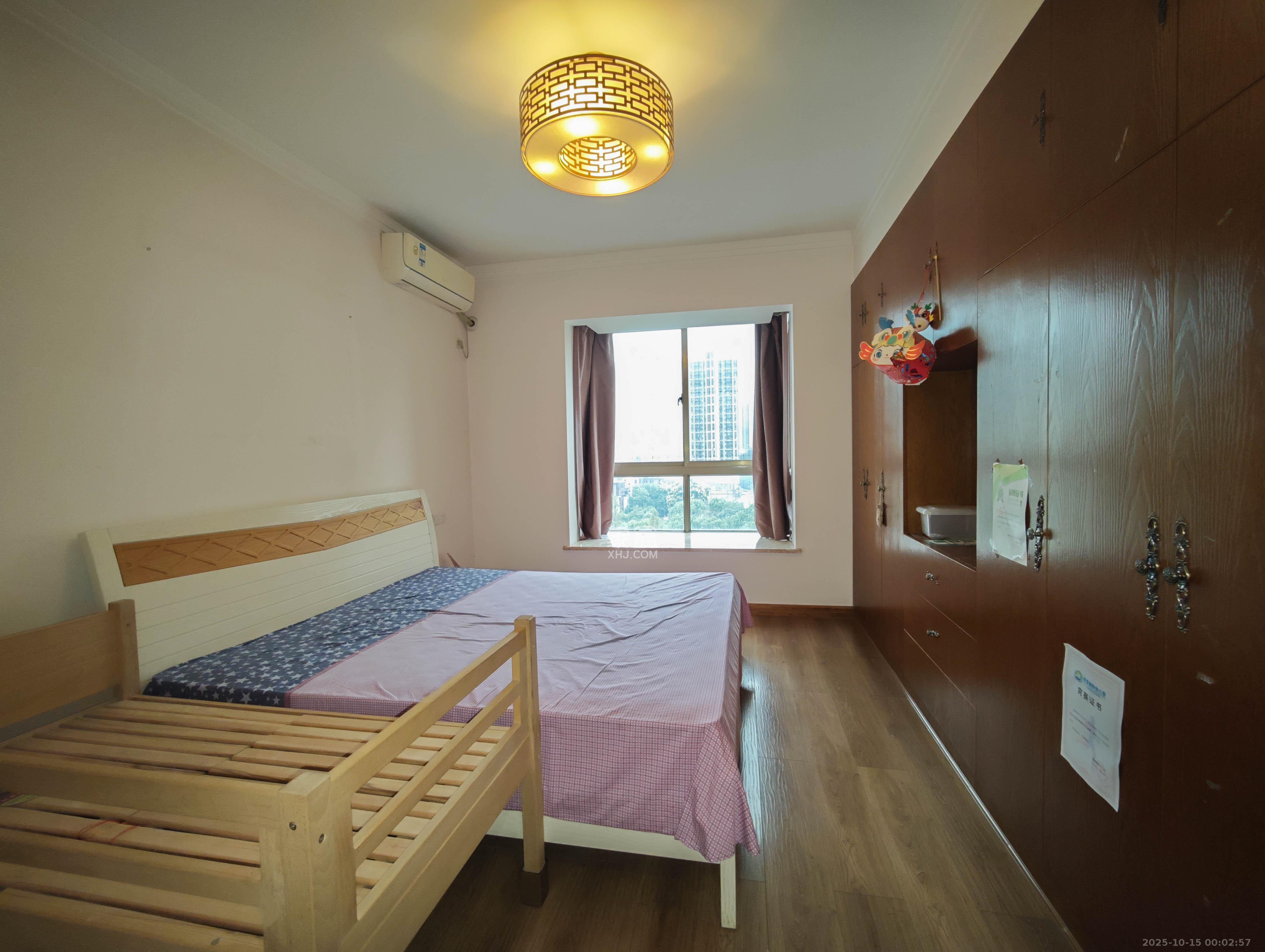 金质嘉苑 1室0厅0卫 90.0万 金质嘉苑 1室0厅0卫 90.0万卧室