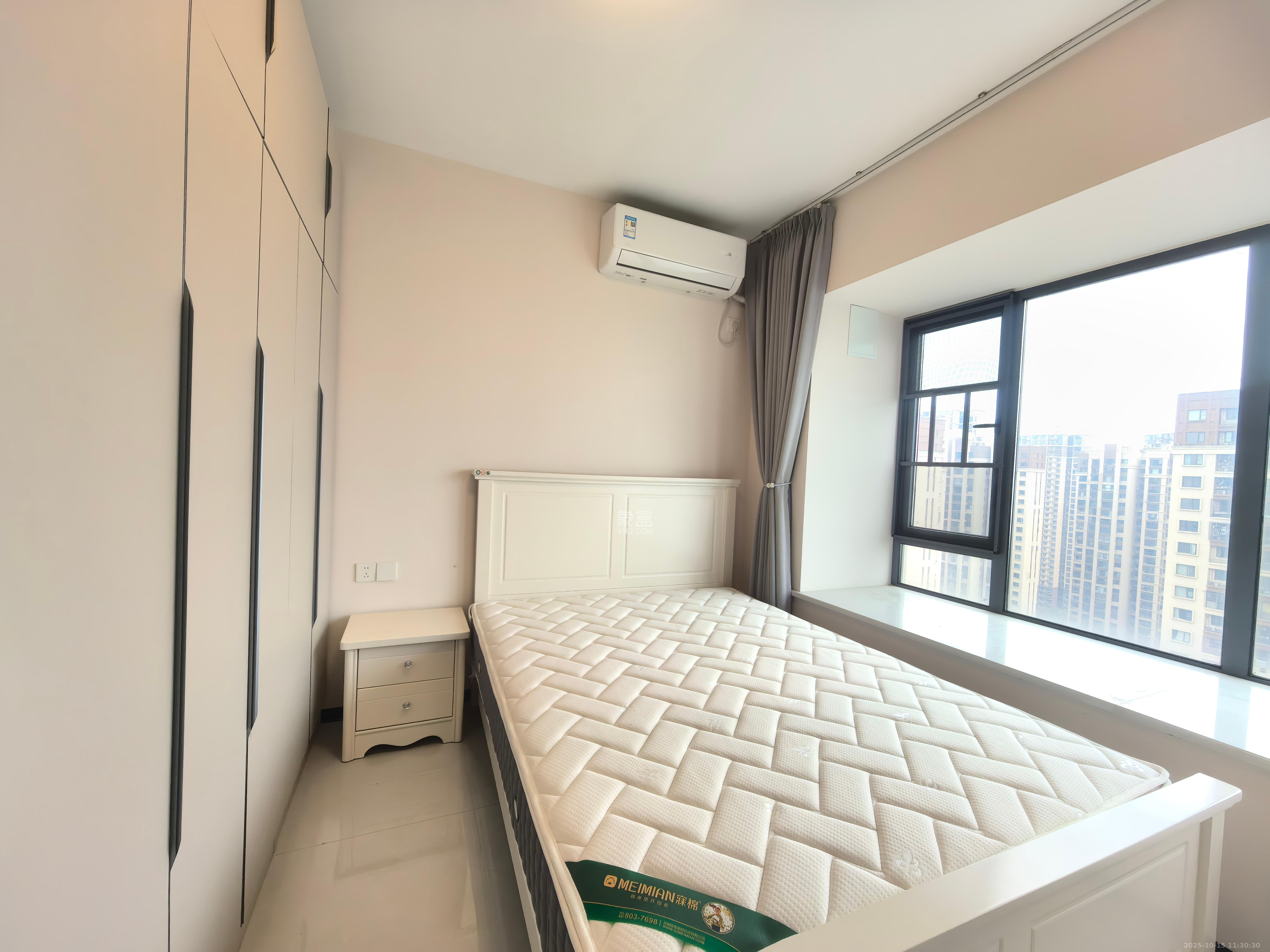 华杰天骄（滨江福源里）  4室2厅2卫    4500.0元/月室内图