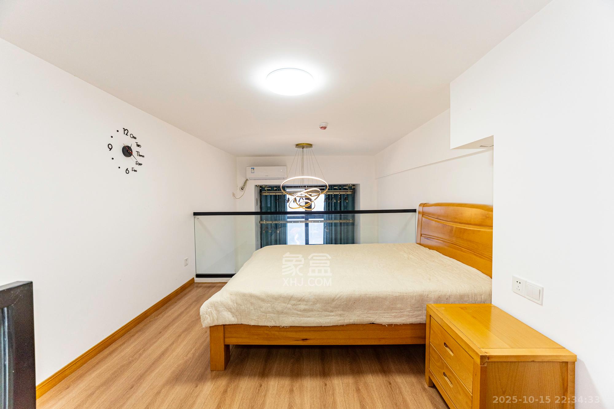 弘坤云寓  1室1厅1卫    29.5万卧室