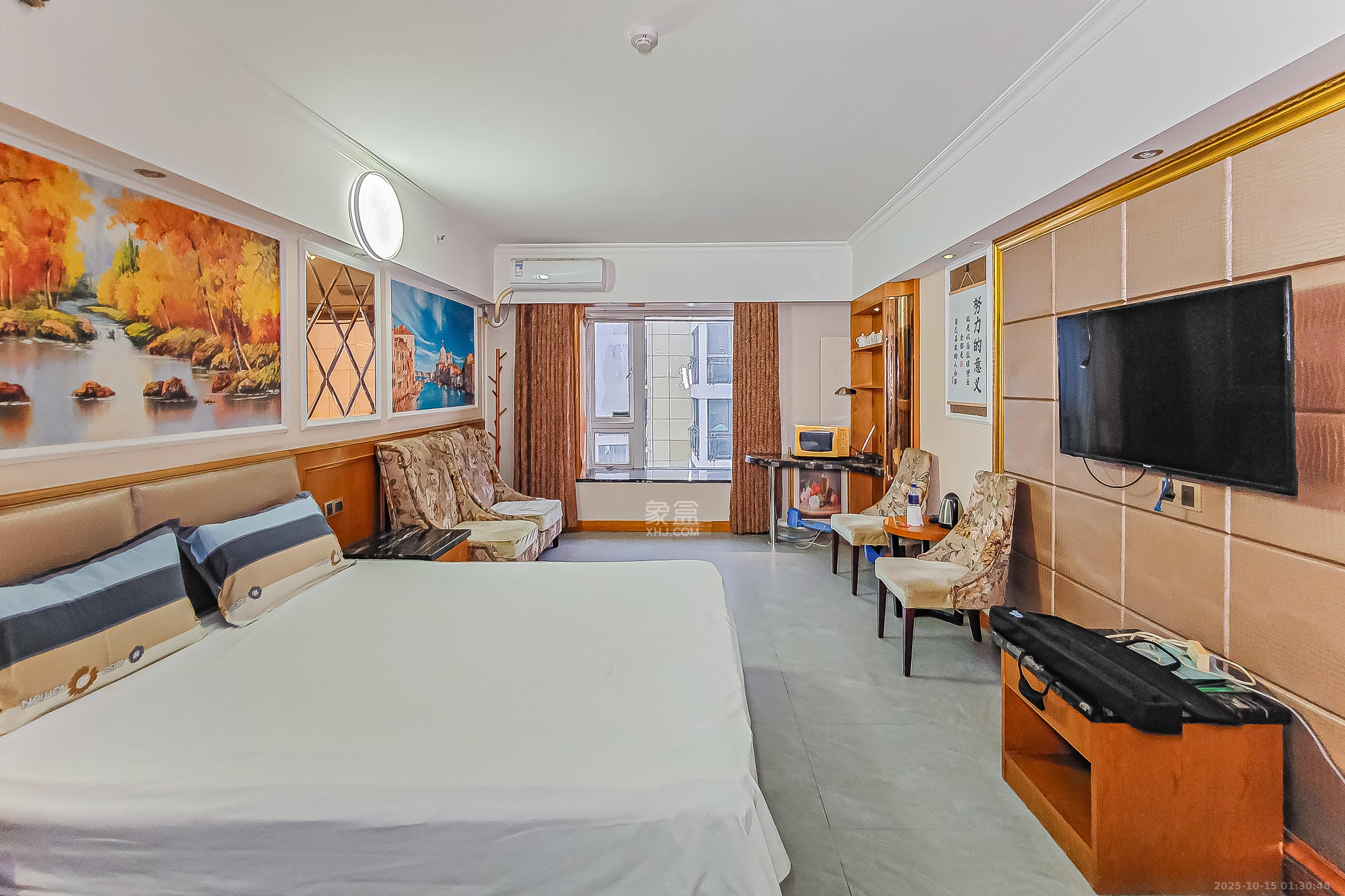 三重星都心  1室1厅1卫    32.8万卧室