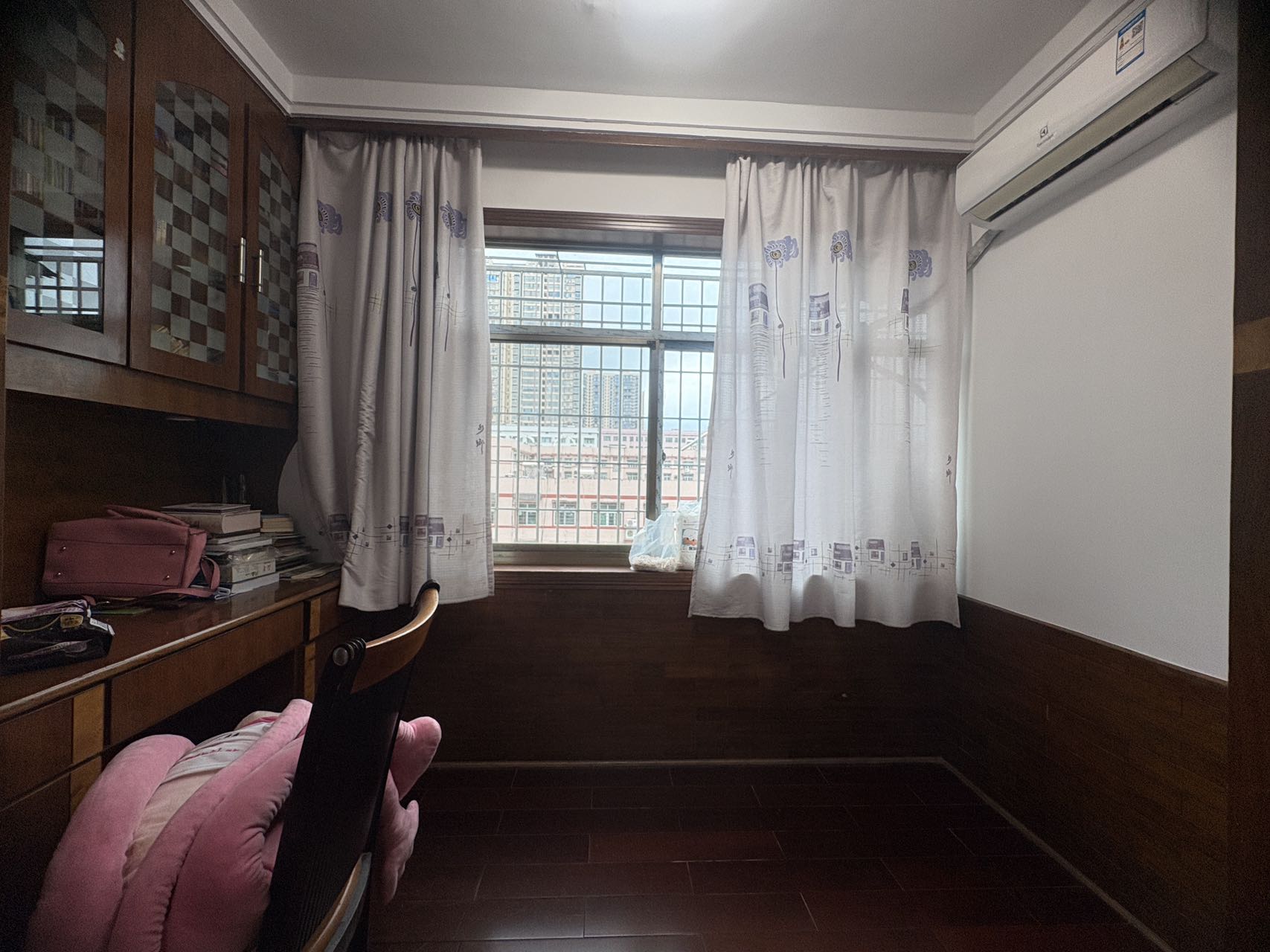 娄底第三完全小学家属楼 1室0厅0卫 1500.0元/月 娄底第三完全小学家属楼 1室0厅0卫 1500.0元/月室内图