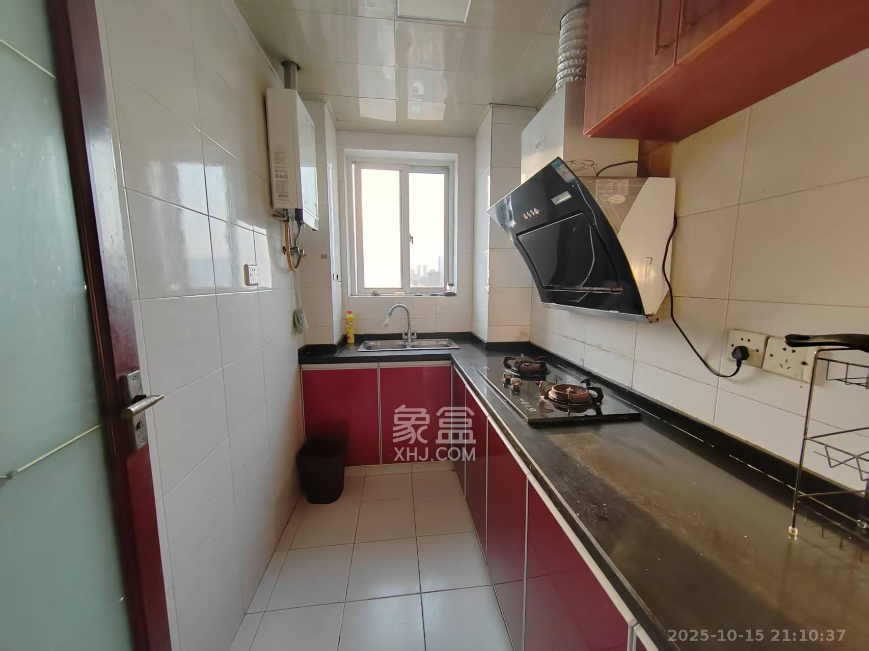 星典时代  2室2厅1卫    1800.0元/月室内图