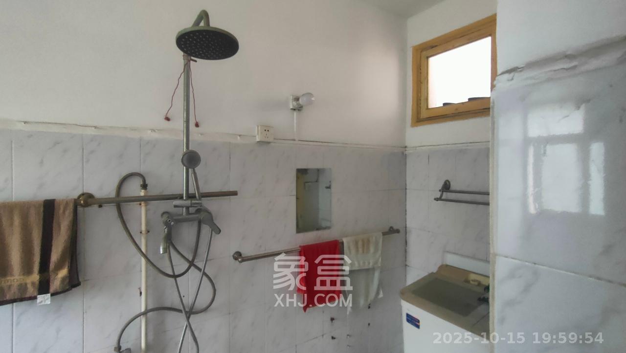 书苑花园(书院花园)  2室1厅1卫    1400.0元/月 书苑花园(书院花园)  2室1厅1卫    1400.0元/月室内图