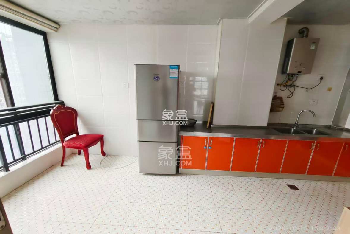 长大彩虹都  2室1厅1卫    2000.0元/月 长大彩虹都  2室1厅1卫    2000.0元/月室内图