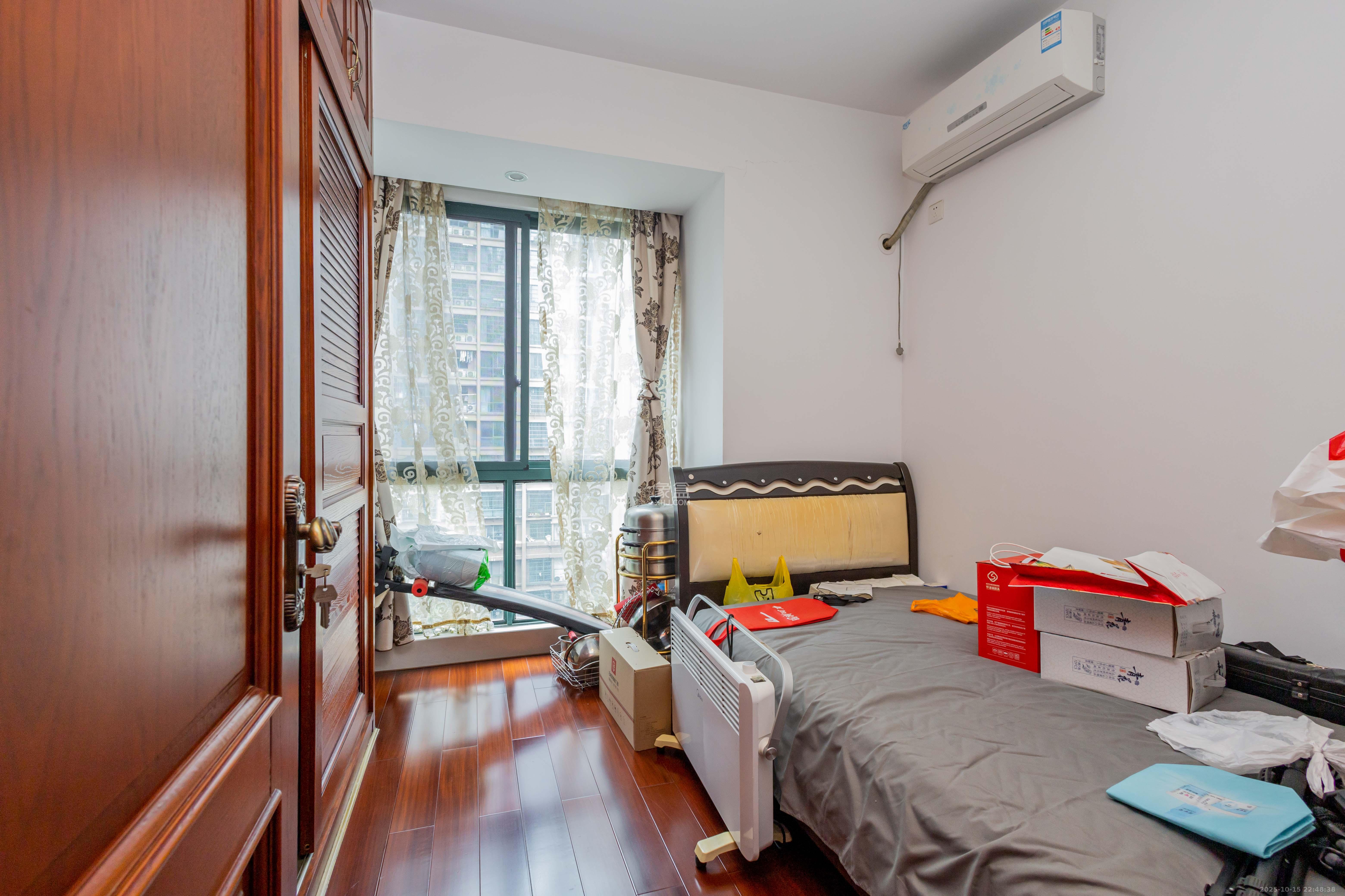 才子佳郡  4室2厅2卫    115.0万 才子佳郡  4室2厅2卫    115.0万卧室