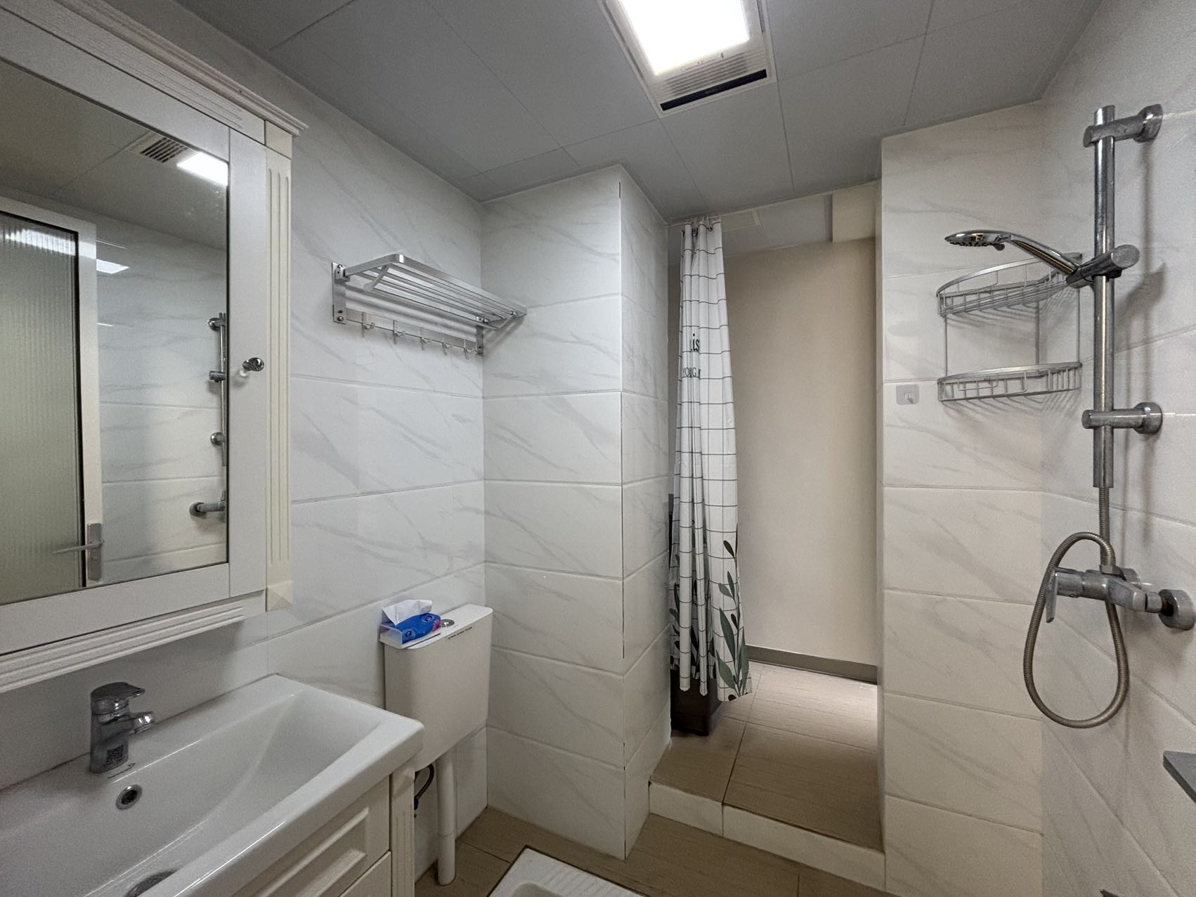 缇香名苑二期  2室2厅1卫    1800.0元/月室内图