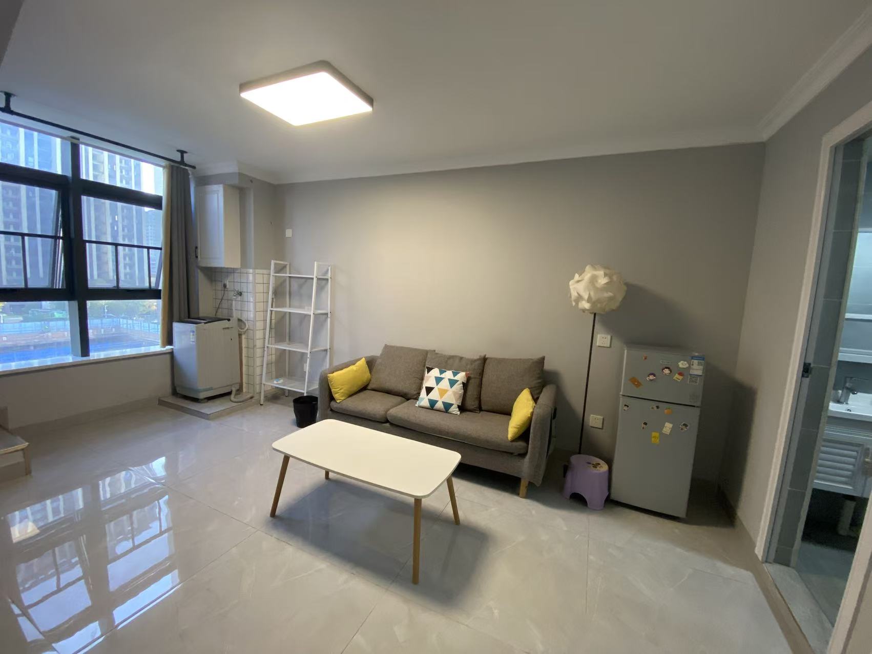 桃花缘  1室1厅1卫    24.8万