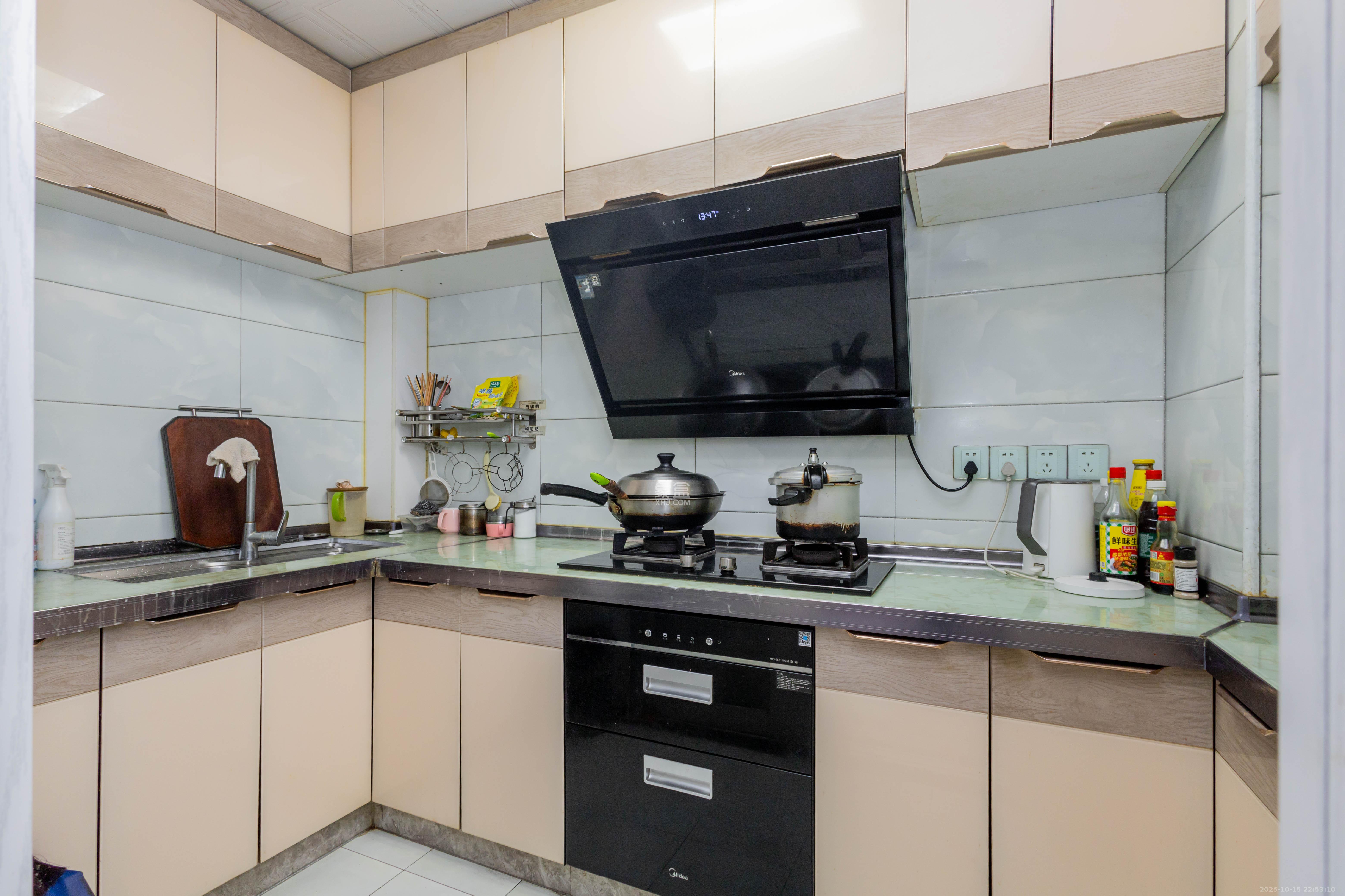 高林仕家 3室2厅1卫 51.8万 高林仕家 3室2厅1卫 51.8万厨房